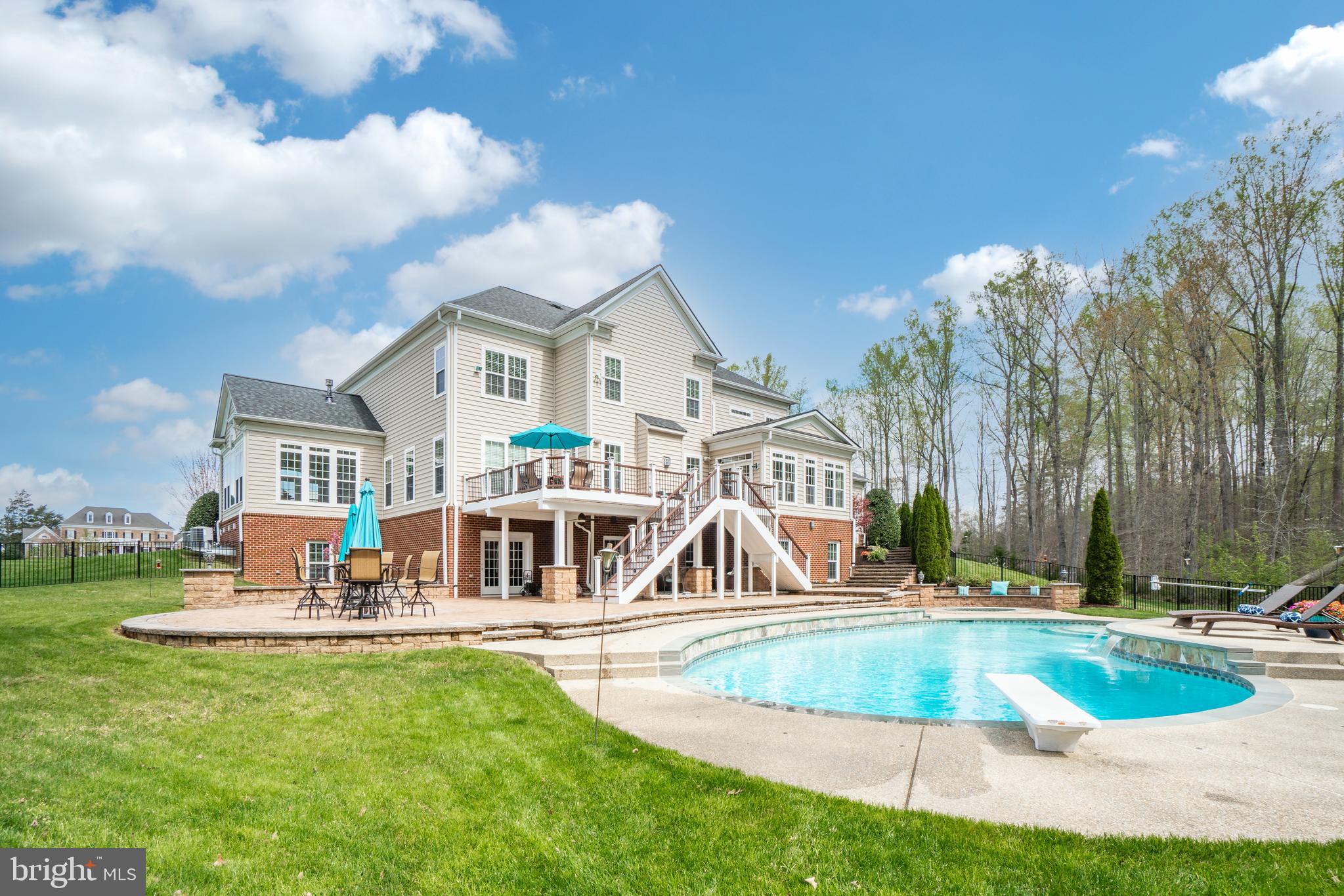 THE GLENS - Residential