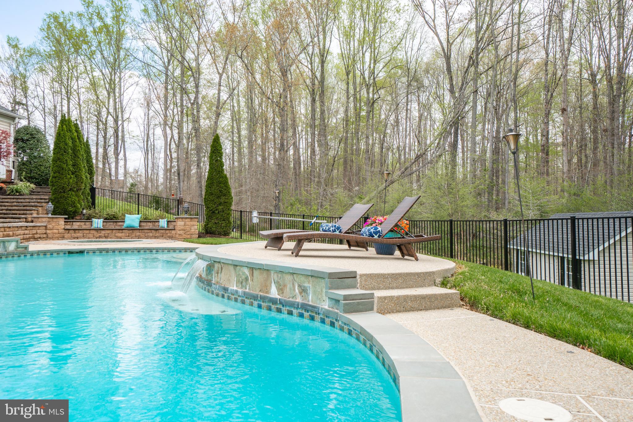 THE GLENS - Residential