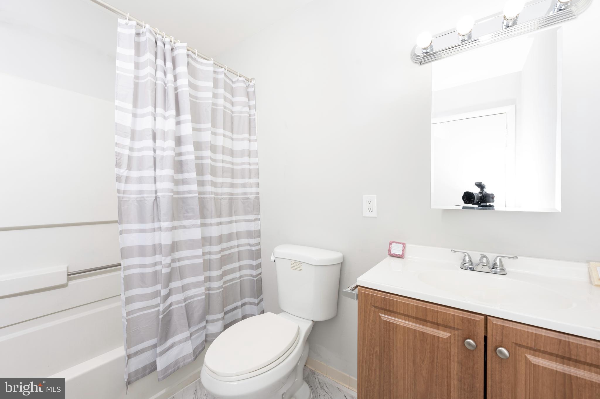 WILLOW WOOD - Residential Lease