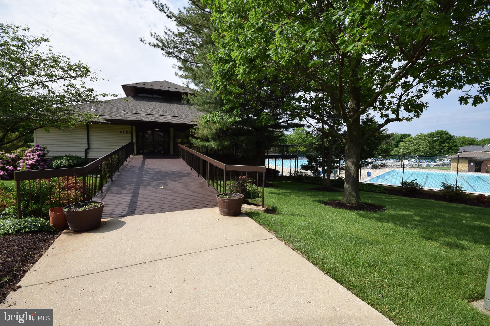 WILLOW WOOD - Residential Lease