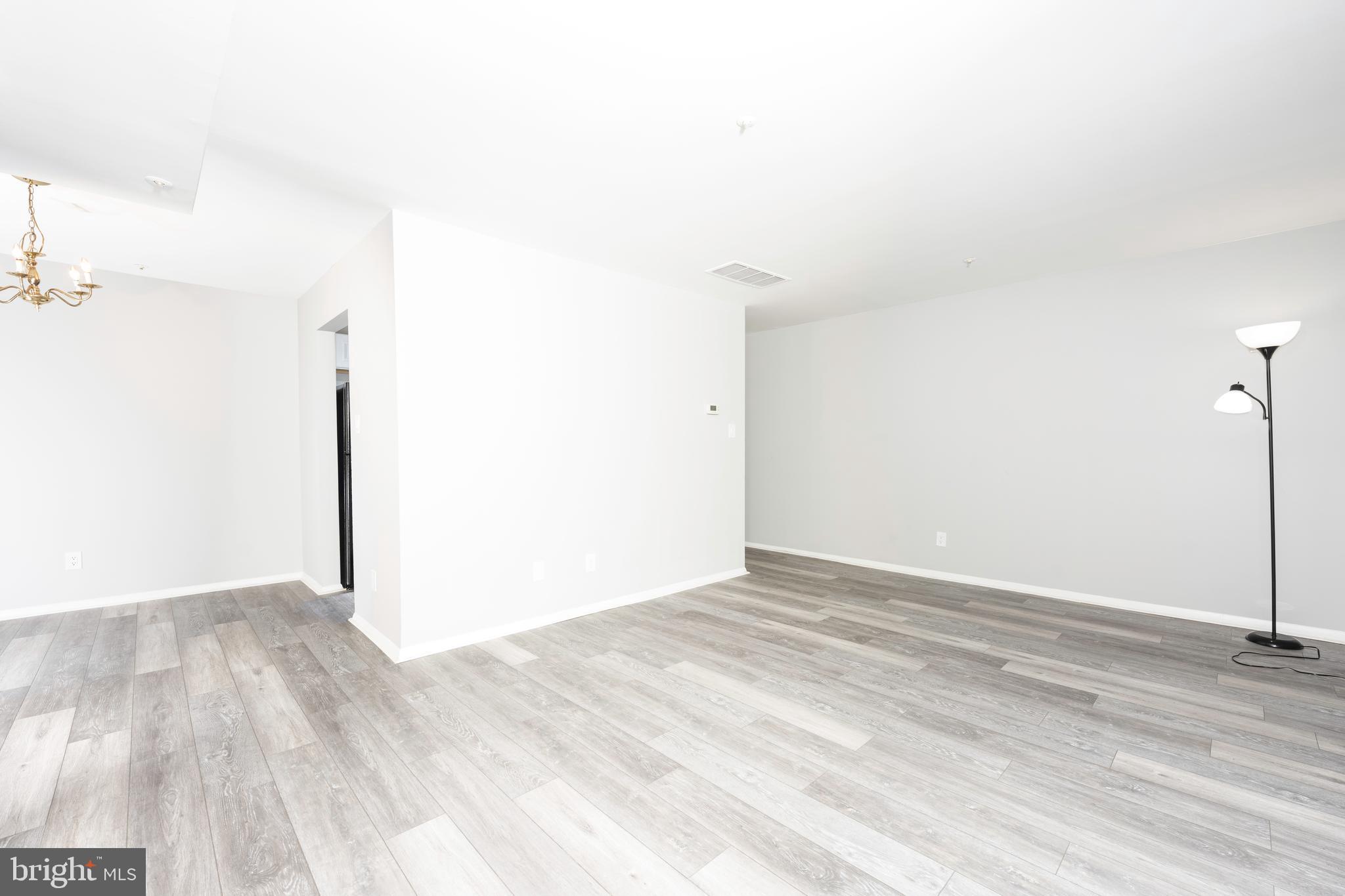 WILLOW WOOD - Residential Lease