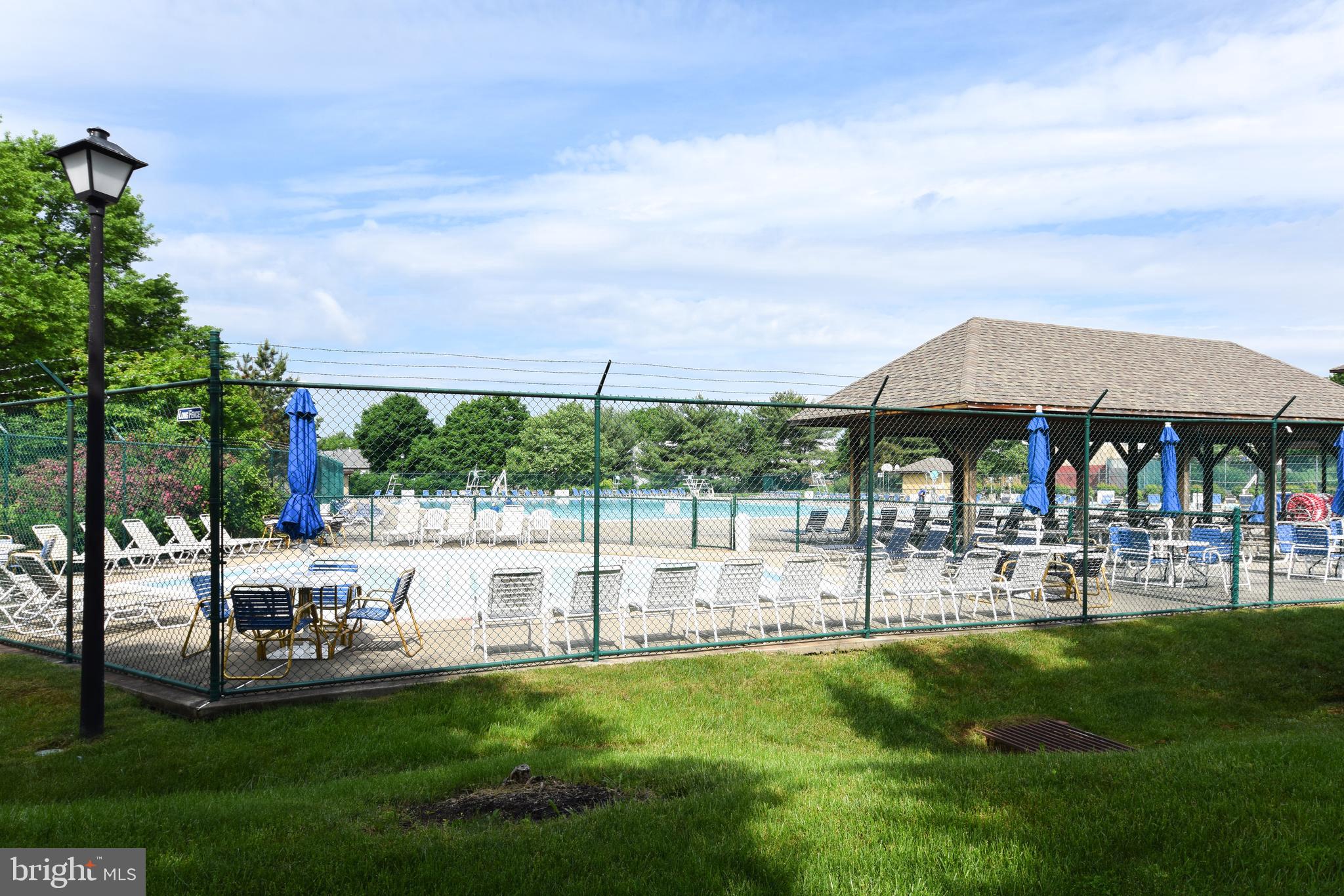 WILLOW WOOD - Residential Lease