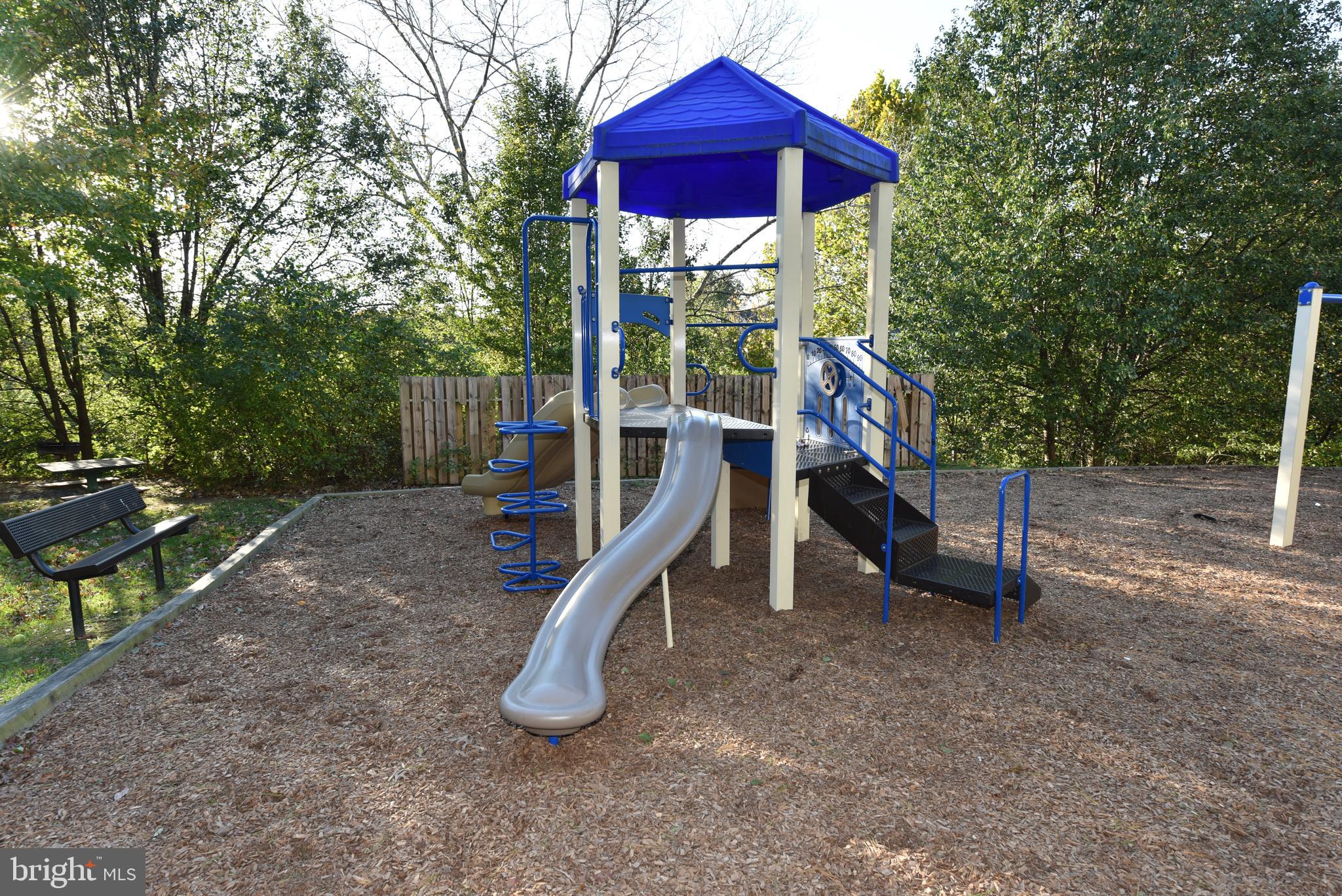 WILLOW WOOD - Residential Lease