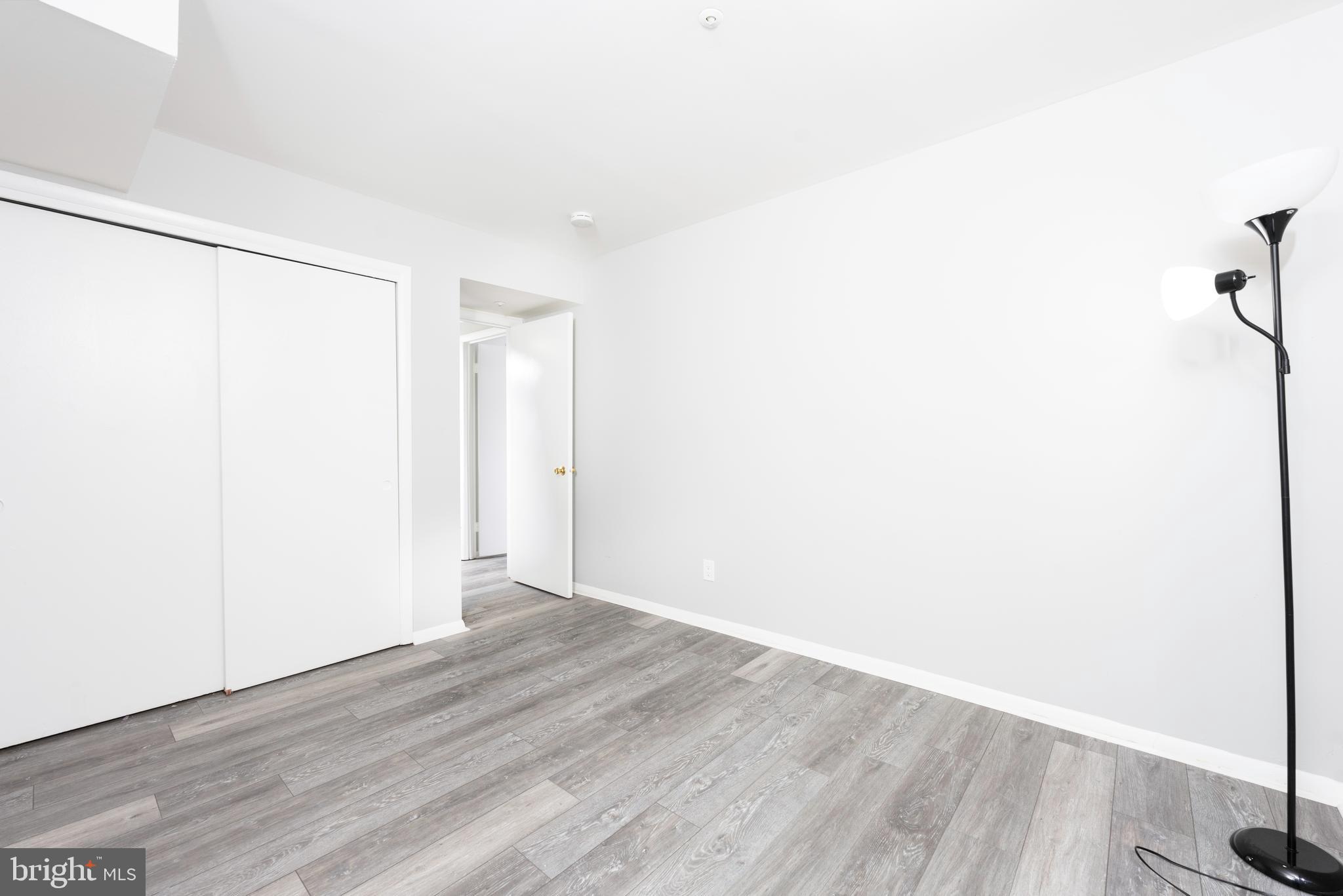 WILLOW WOOD - Residential Lease