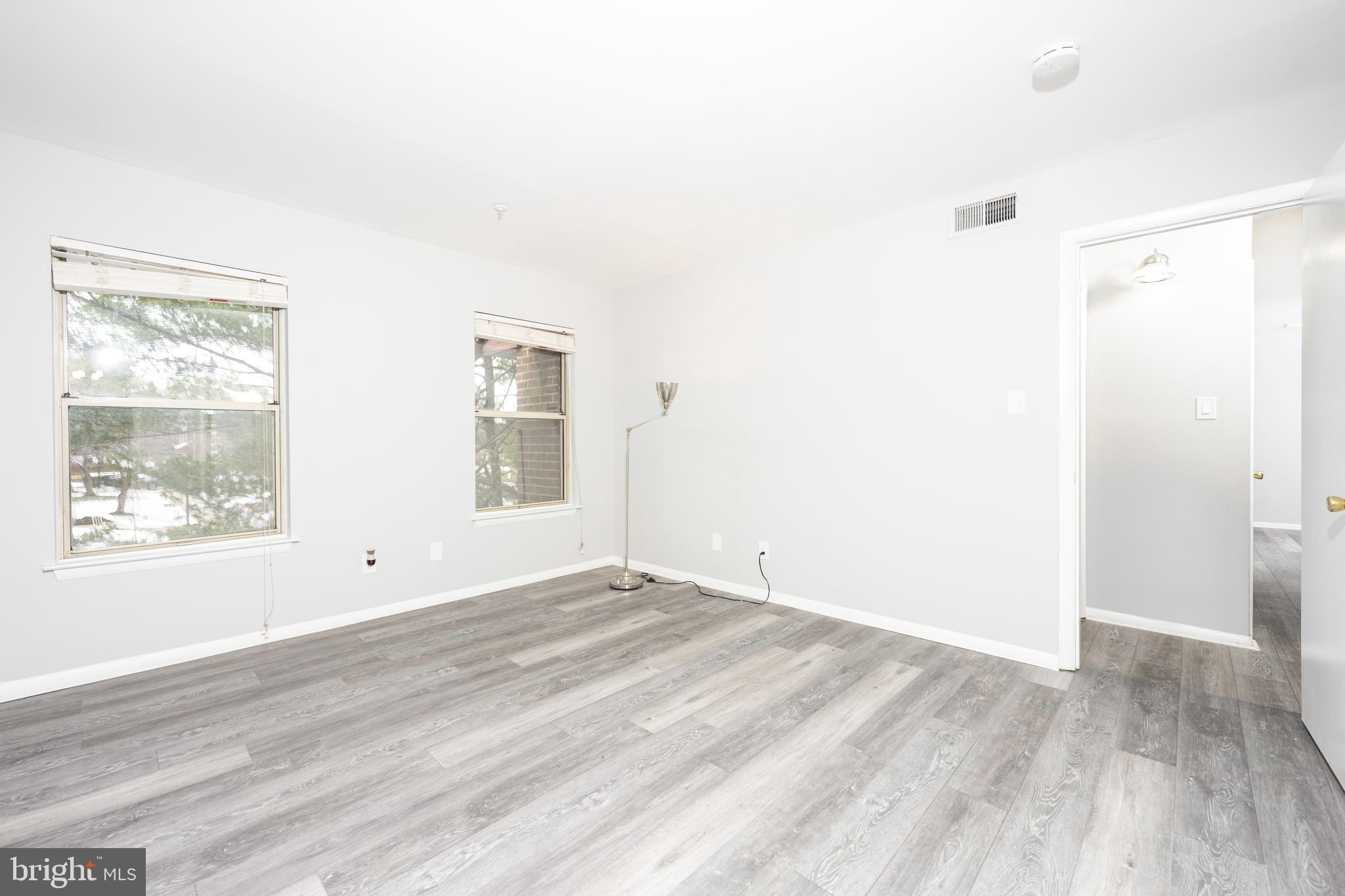 WILLOW WOOD - Residential Lease