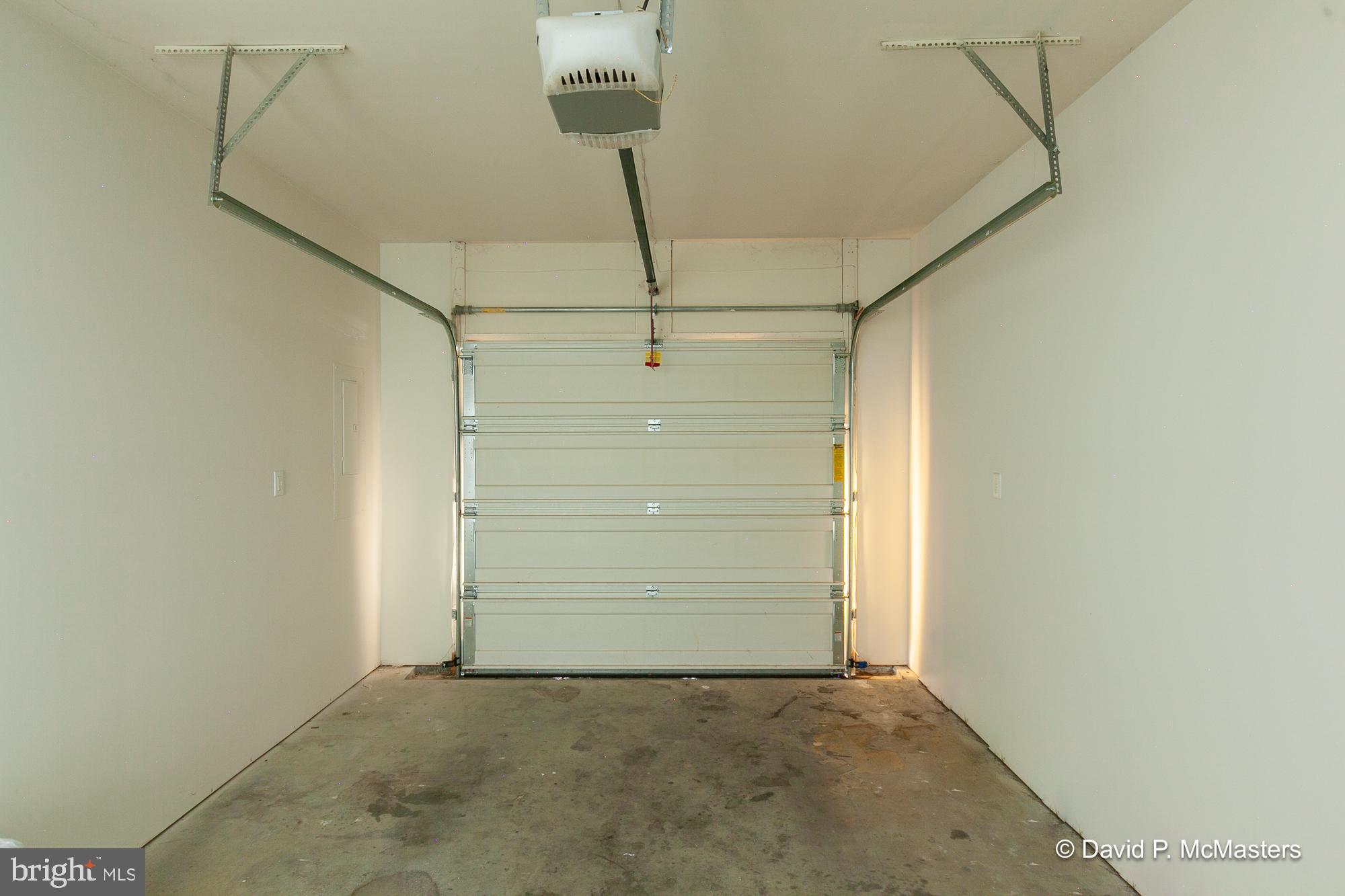 THE TOWNES OF RIDGEWAY - Residential