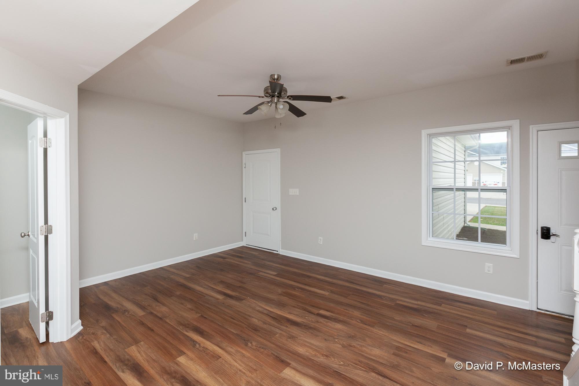 THE TOWNES OF RIDGEWAY - Residential