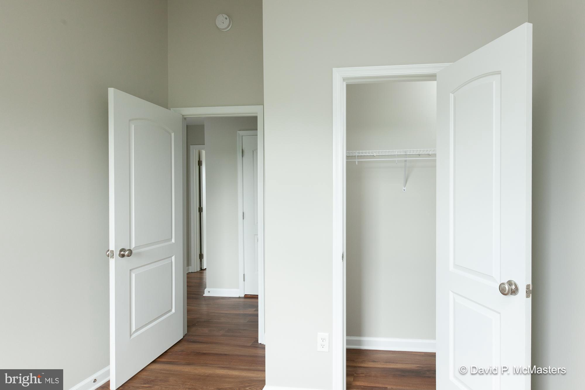 THE TOWNES OF RIDGEWAY - Residential