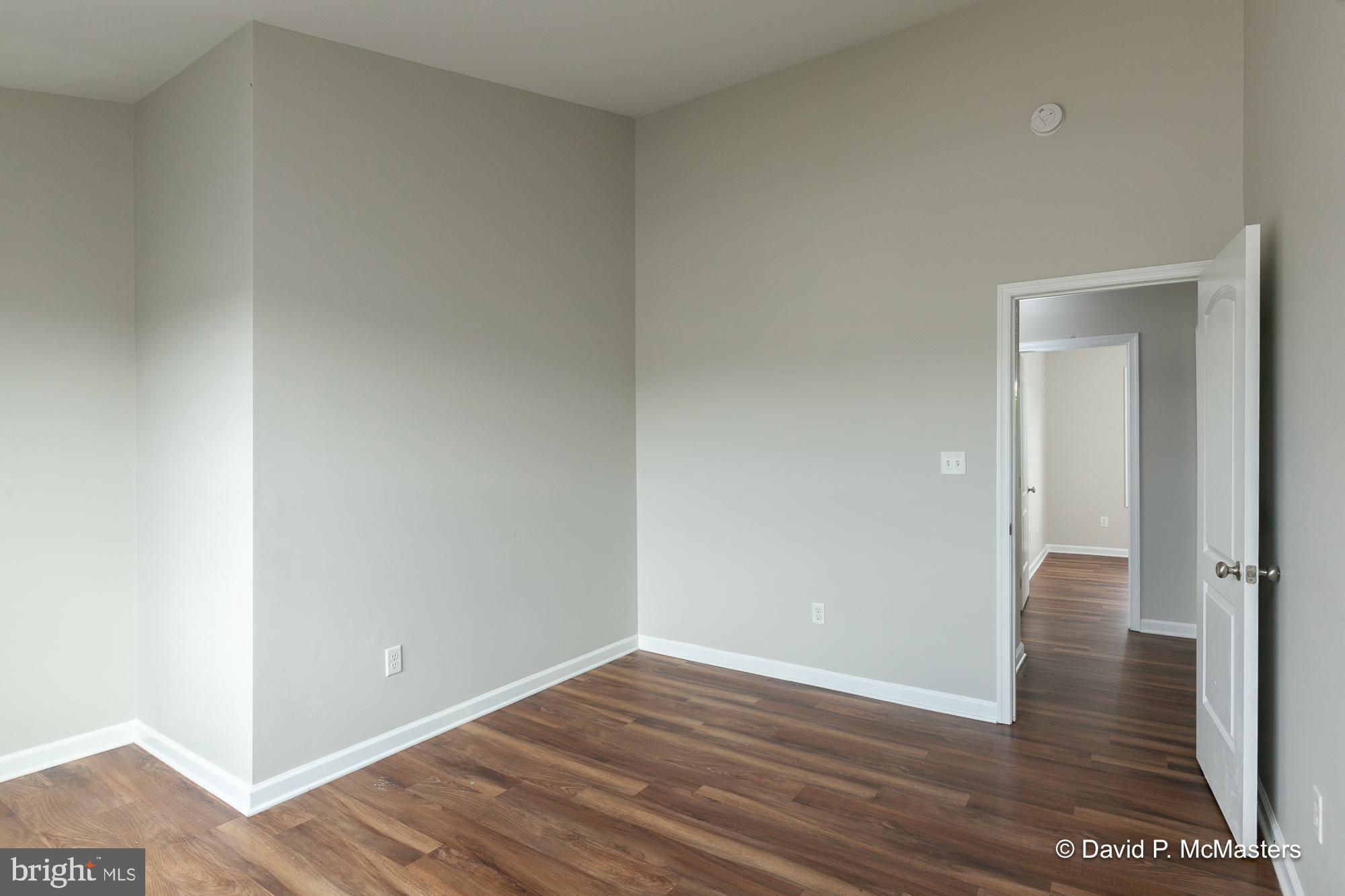 THE TOWNES OF RIDGEWAY - Residential