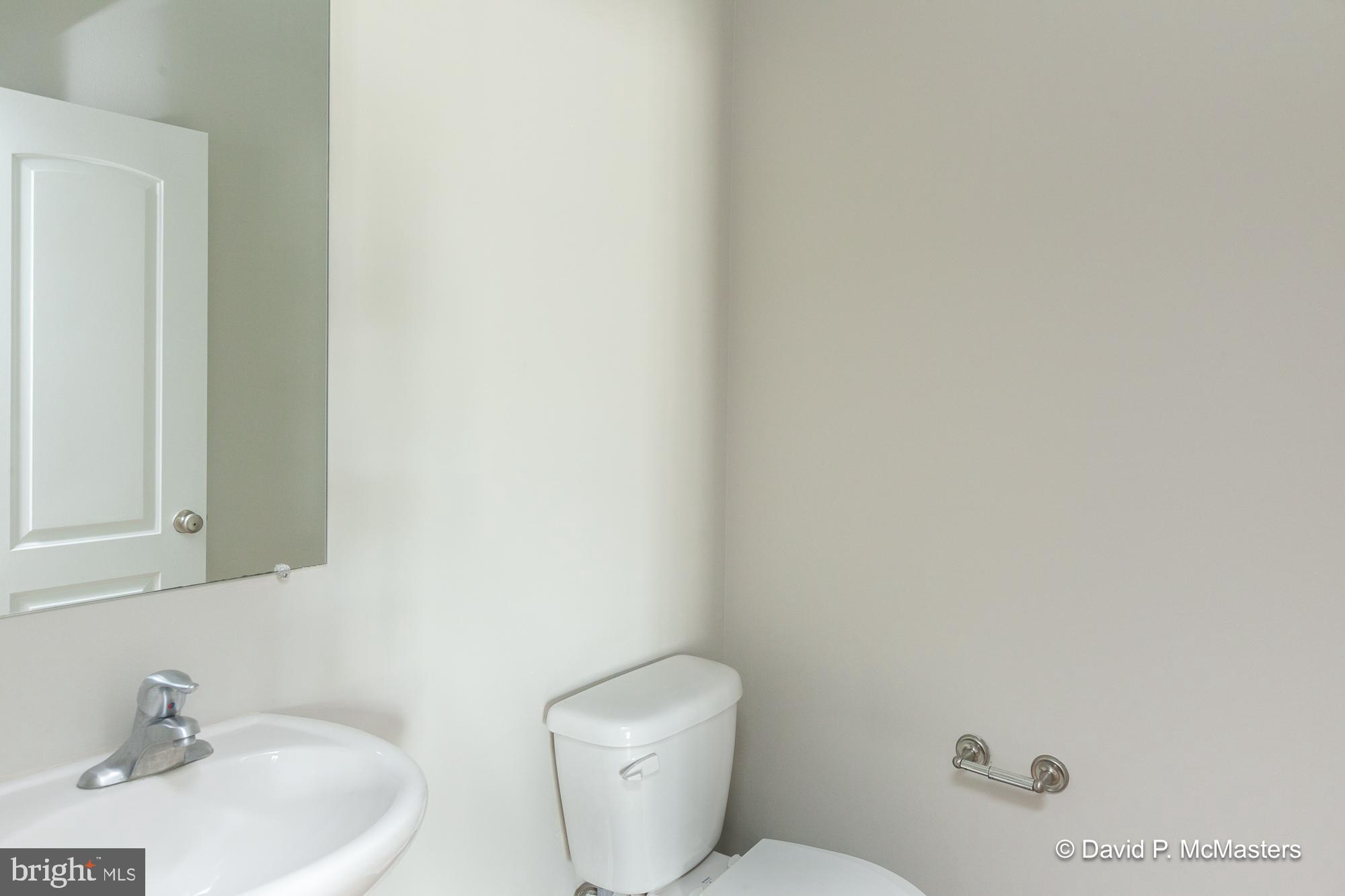 THE TOWNES OF RIDGEWAY - Residential