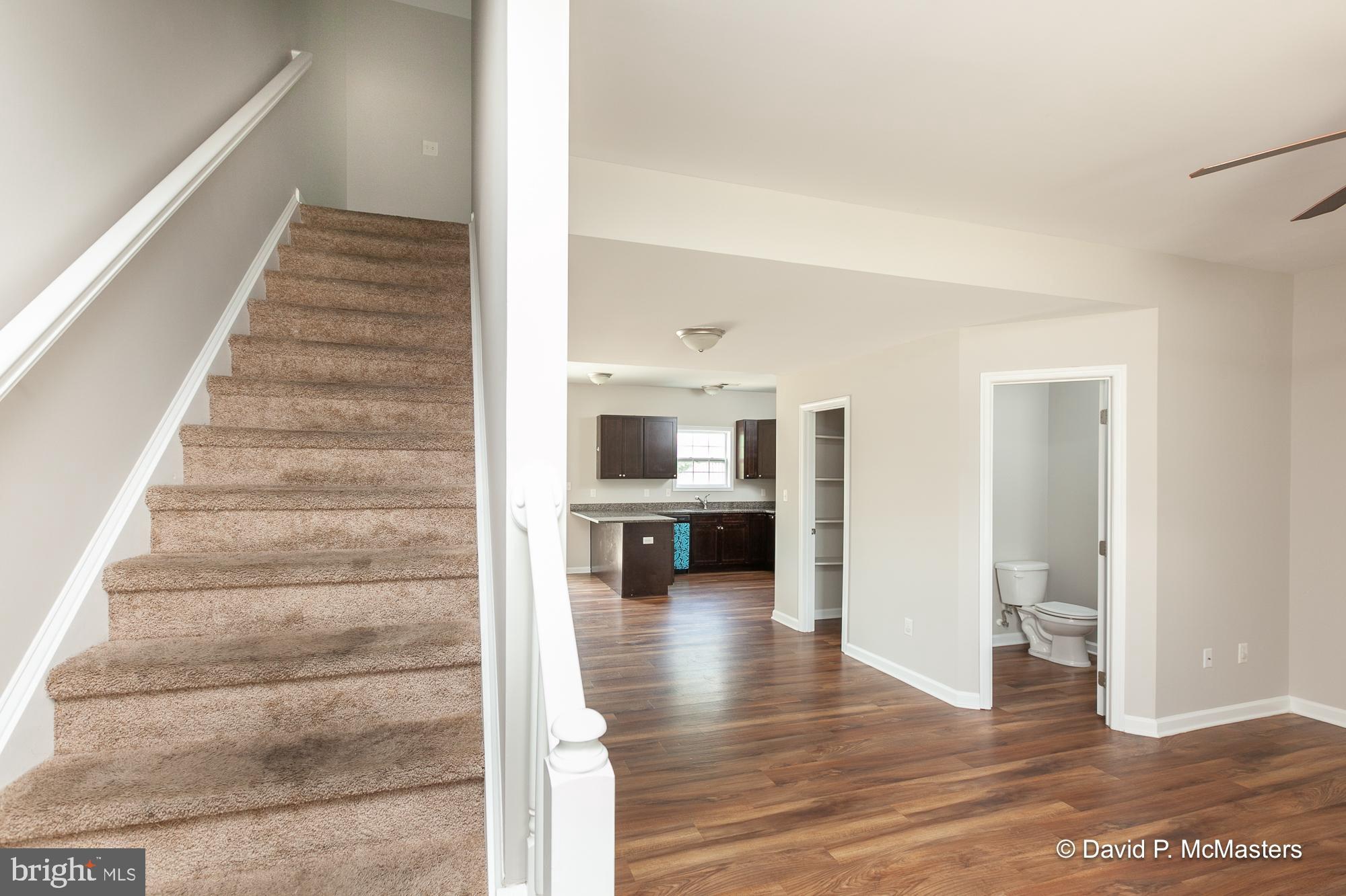 THE TOWNES OF RIDGEWAY - Residential