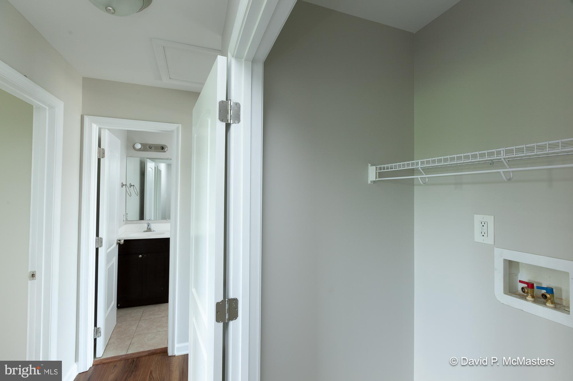 THE TOWNES OF RIDGEWAY - Residential