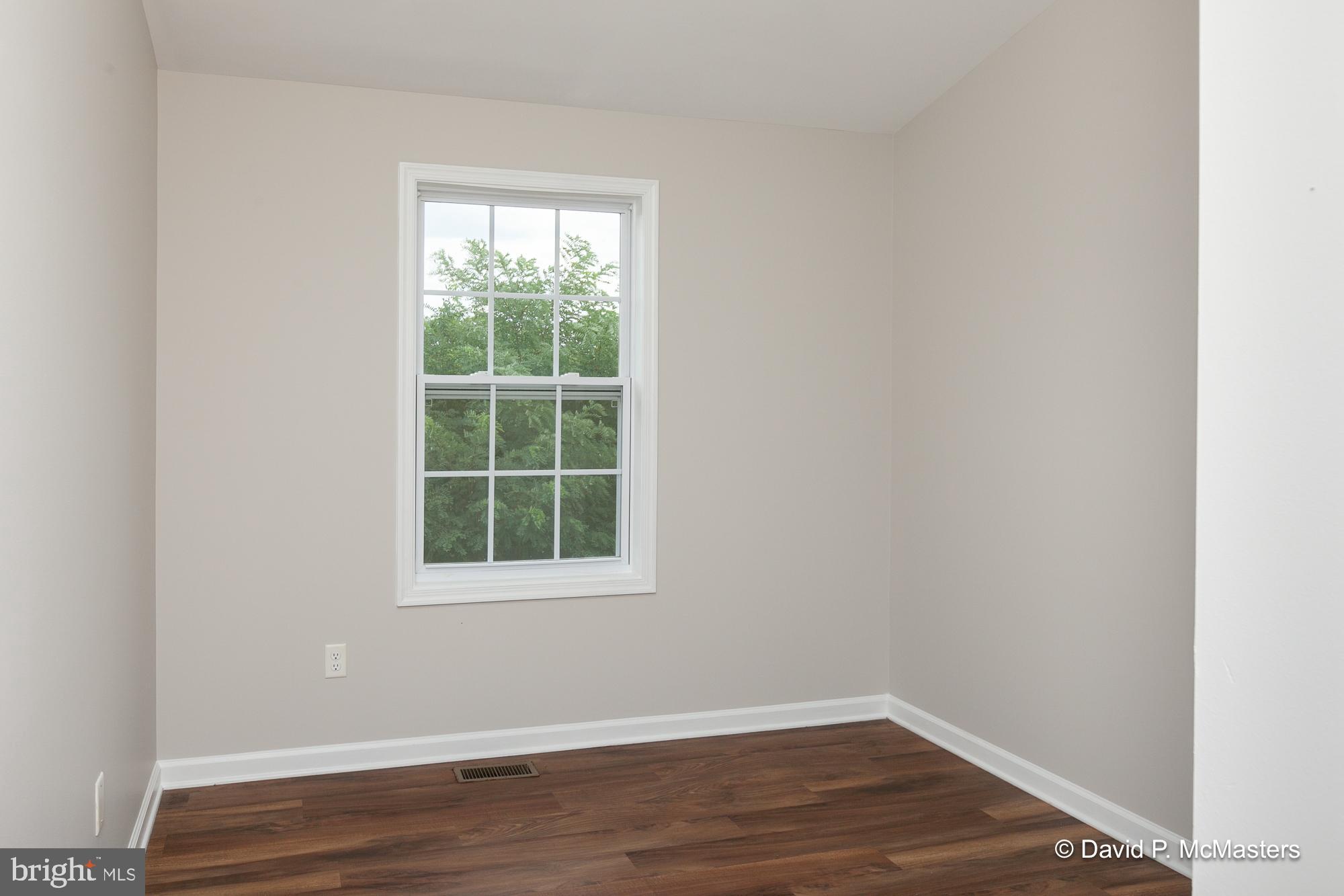 THE TOWNES OF RIDGEWAY - Residential