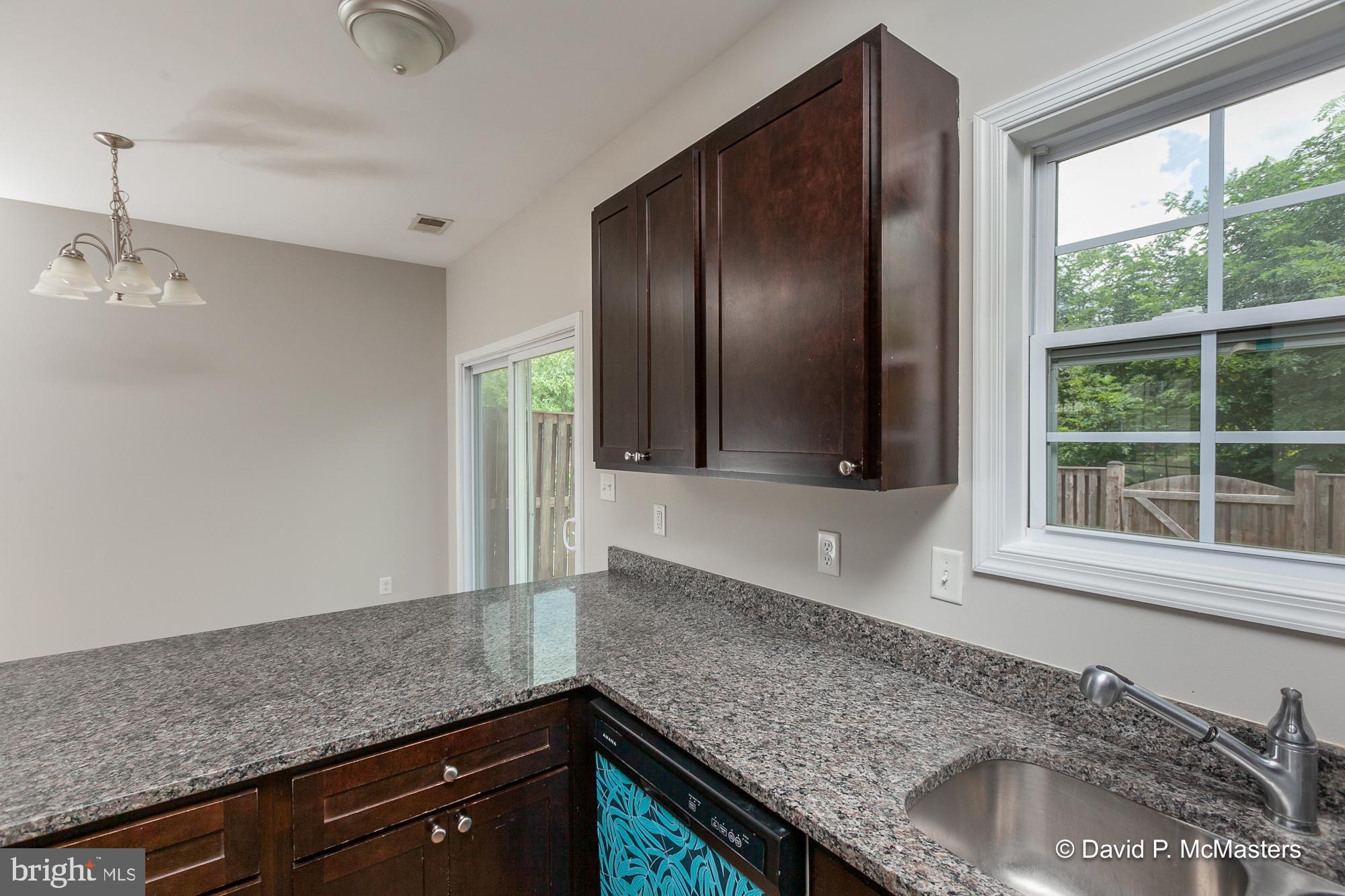 THE TOWNES OF RIDGEWAY - Residential