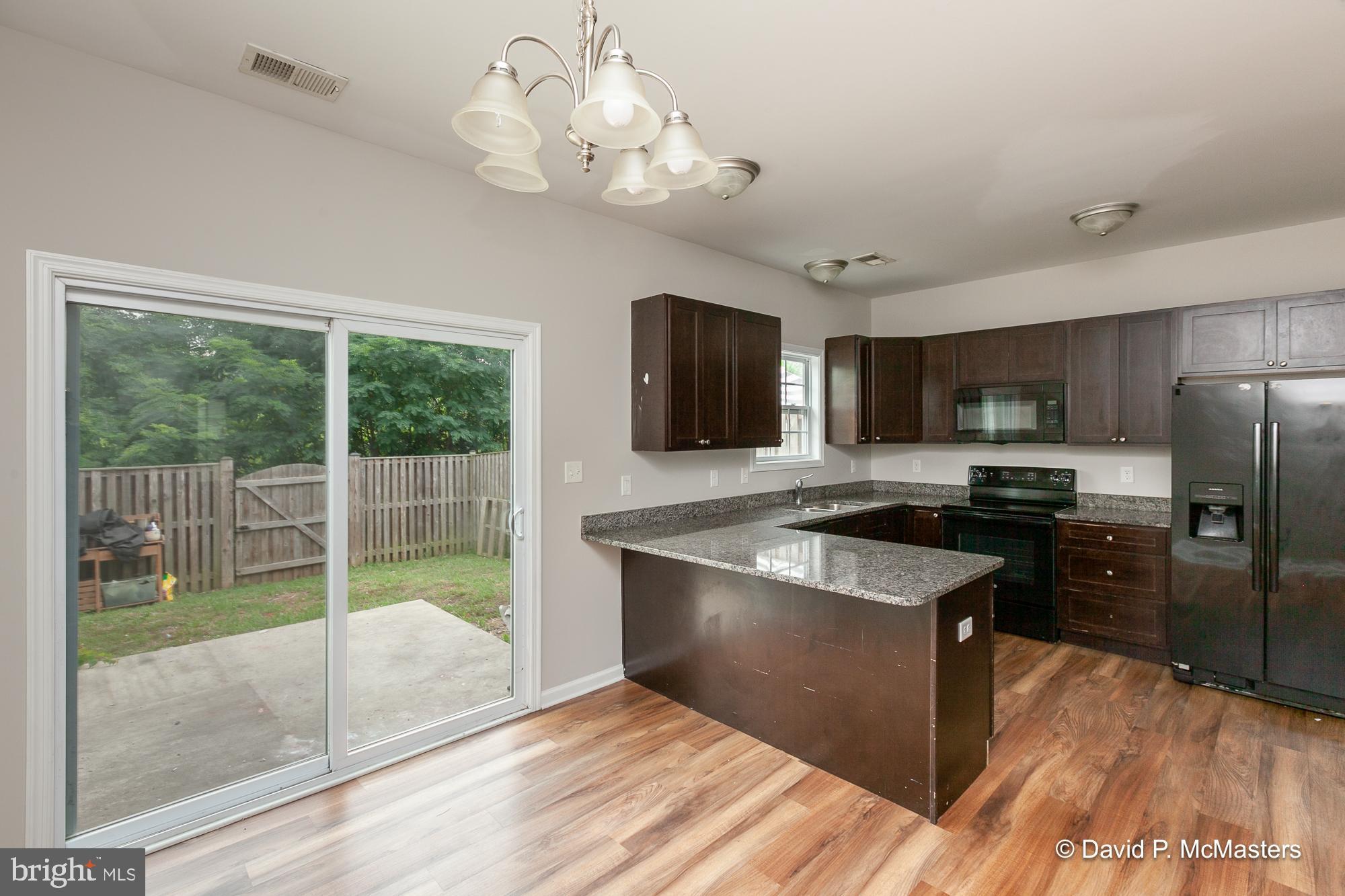 THE TOWNES OF RIDGEWAY - Residential