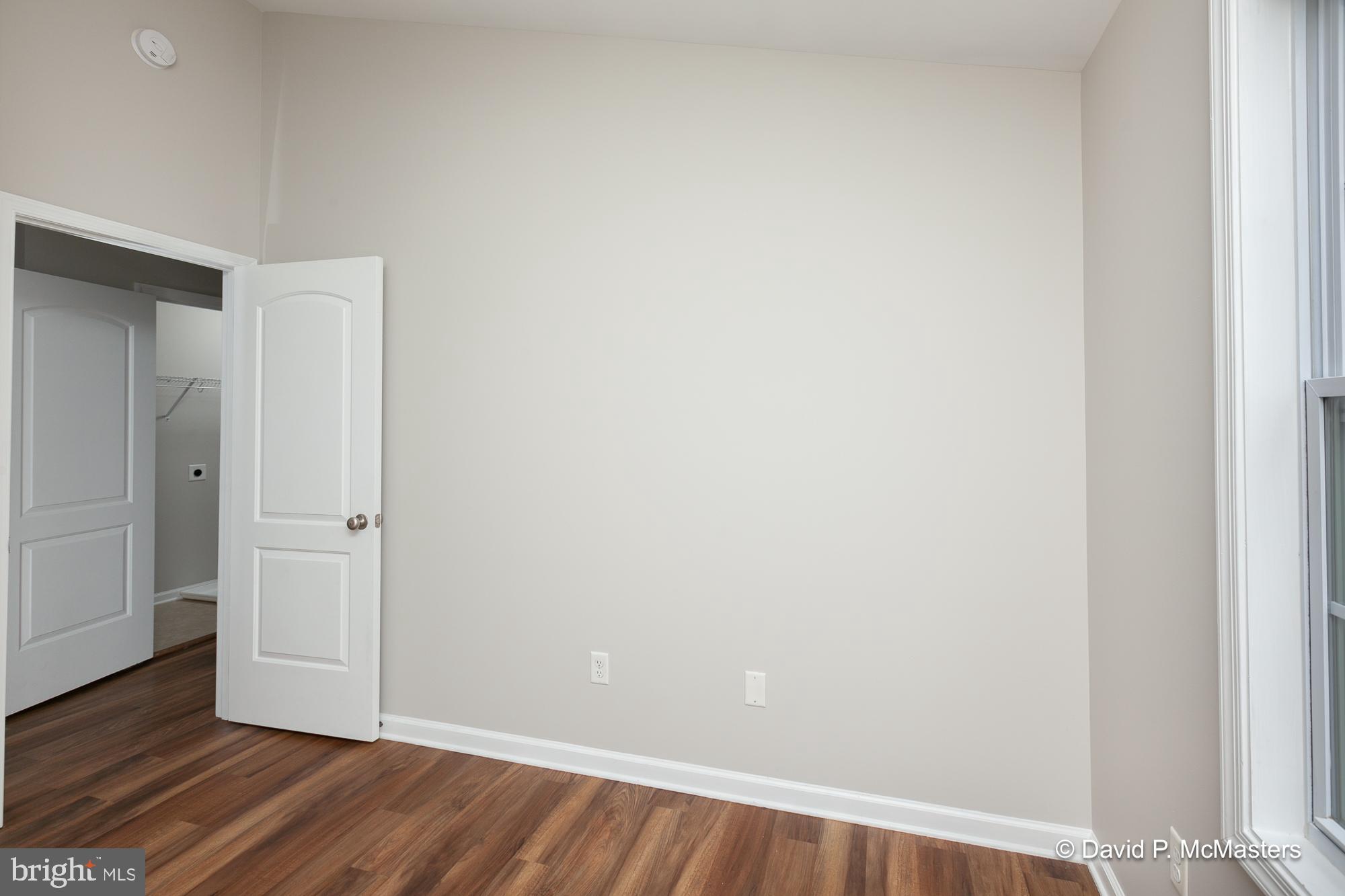 THE TOWNES OF RIDGEWAY - Residential