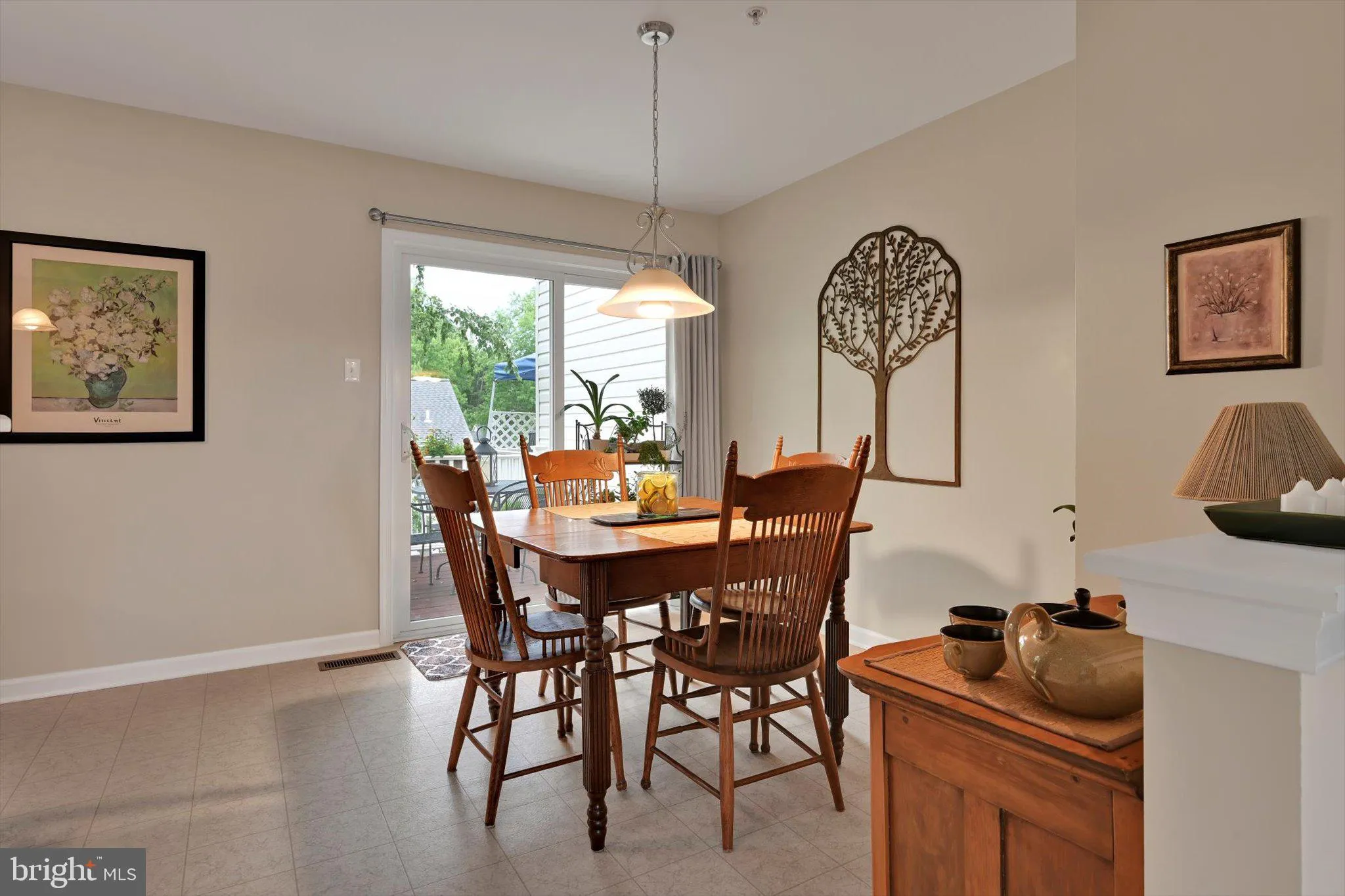 Reading, Pennsylvania 19606, United States, 3 Bedrooms Bedrooms, ,3 BathroomsBathrooms,Residential,Coming Soon,165246