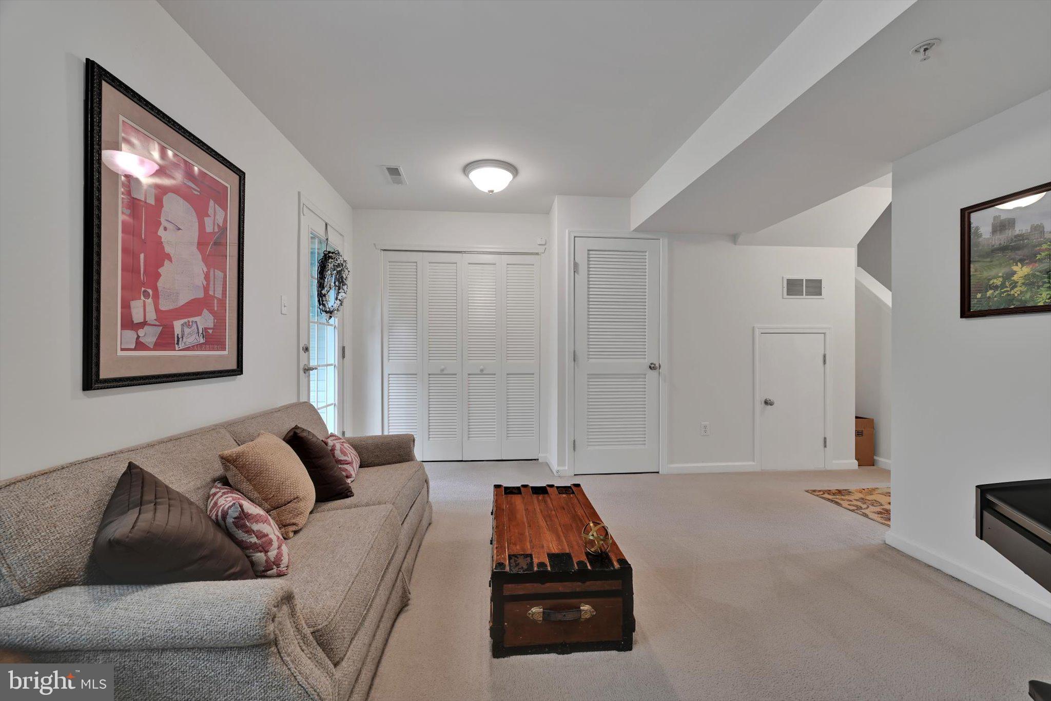 2605 ORCHARD VIEW ROAD