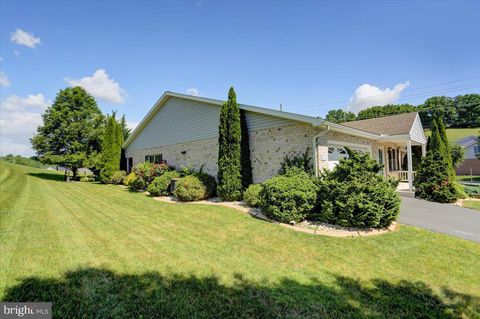 A home in WAYNESBORO