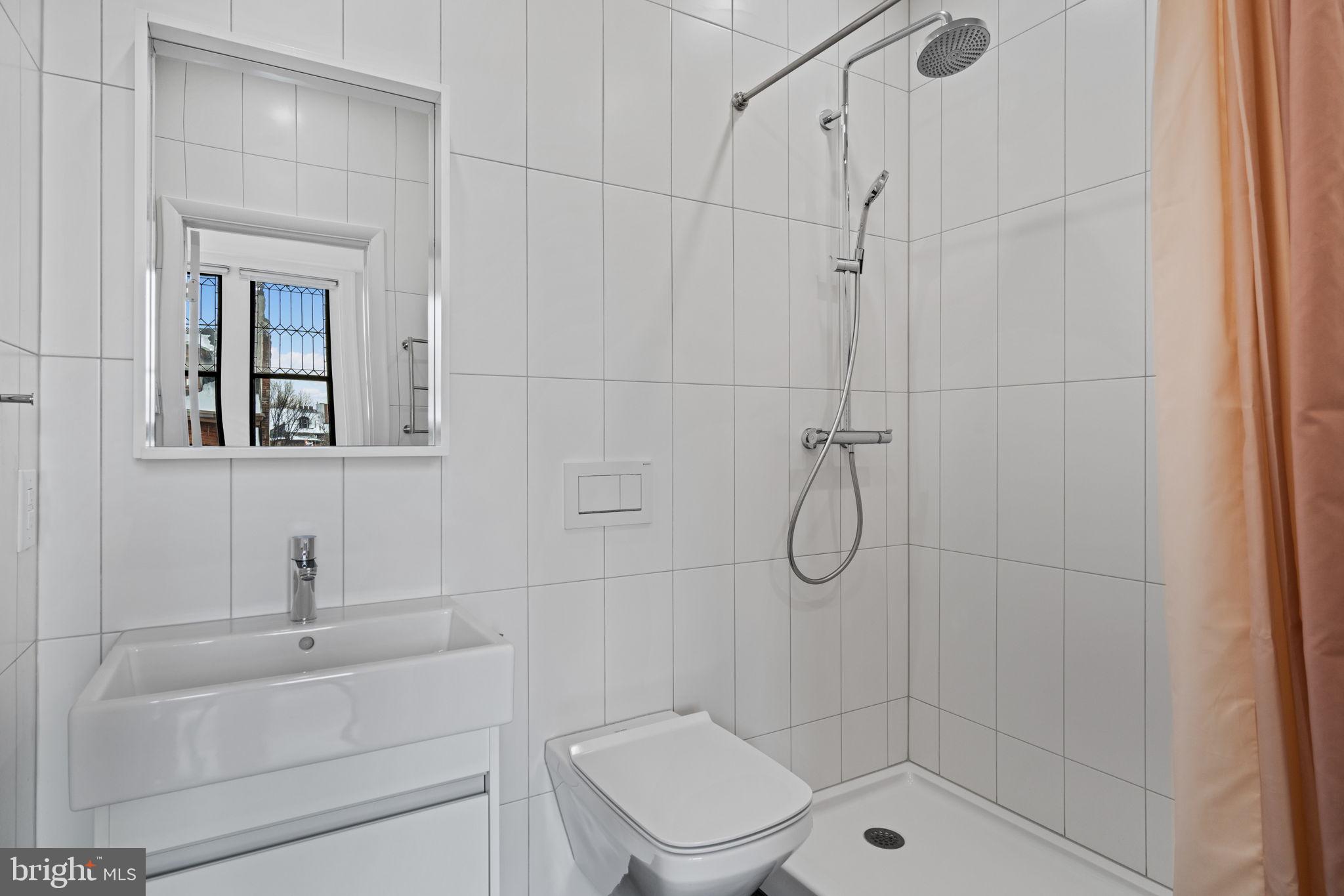 WASHINGTON SQ WEST - Residential