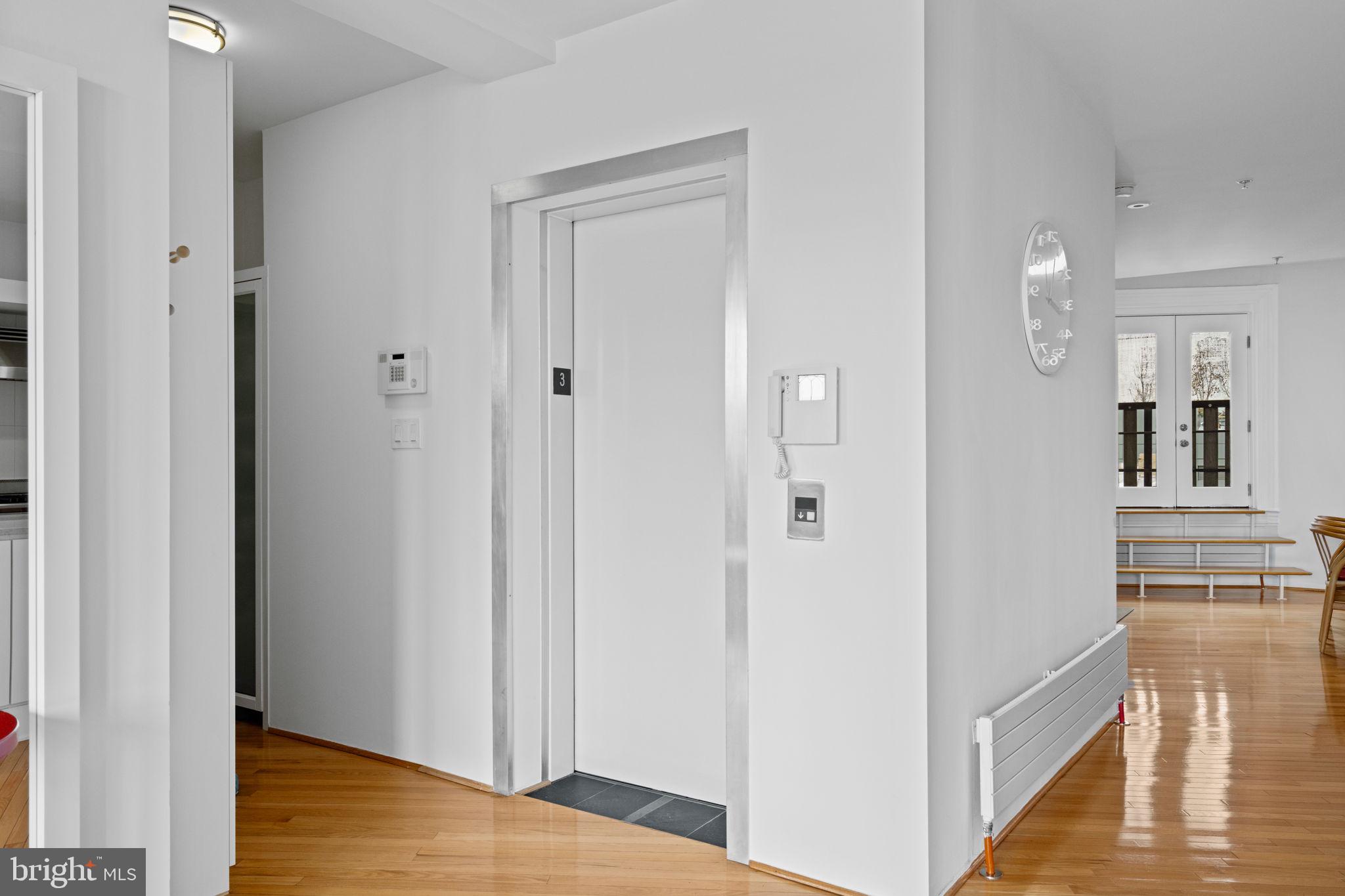 WASHINGTON SQ WEST - Residential