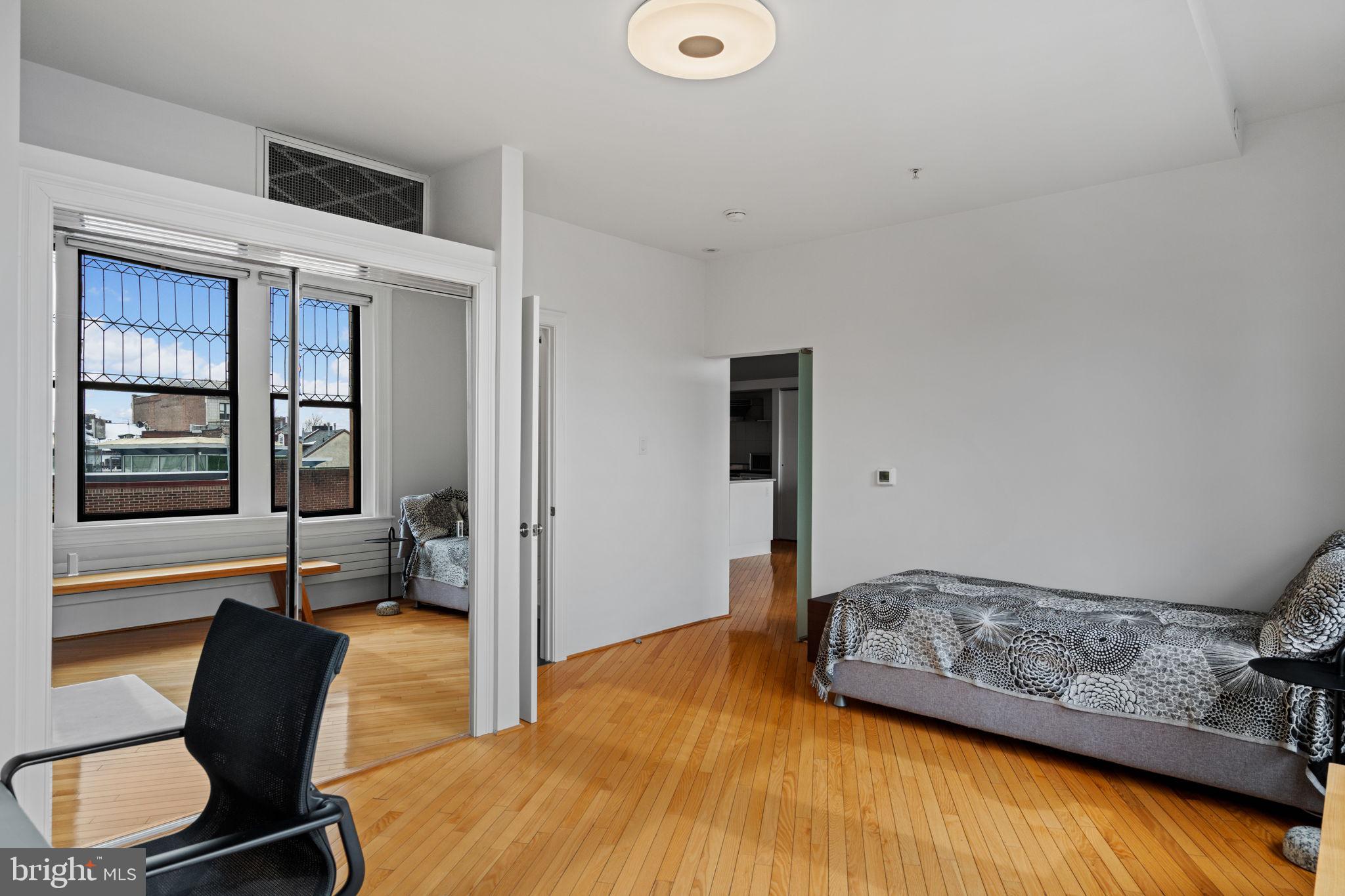 WASHINGTON SQ WEST - Residential