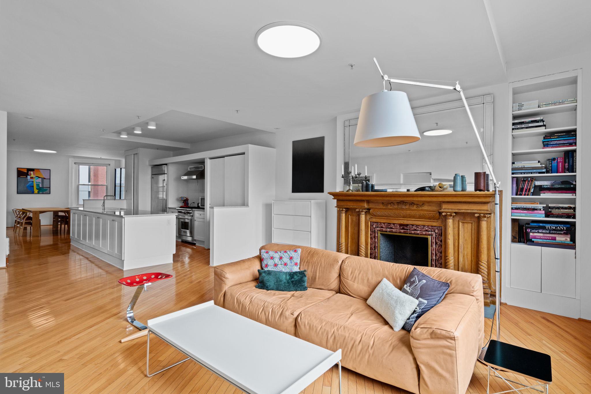 WASHINGTON SQ WEST - Residential