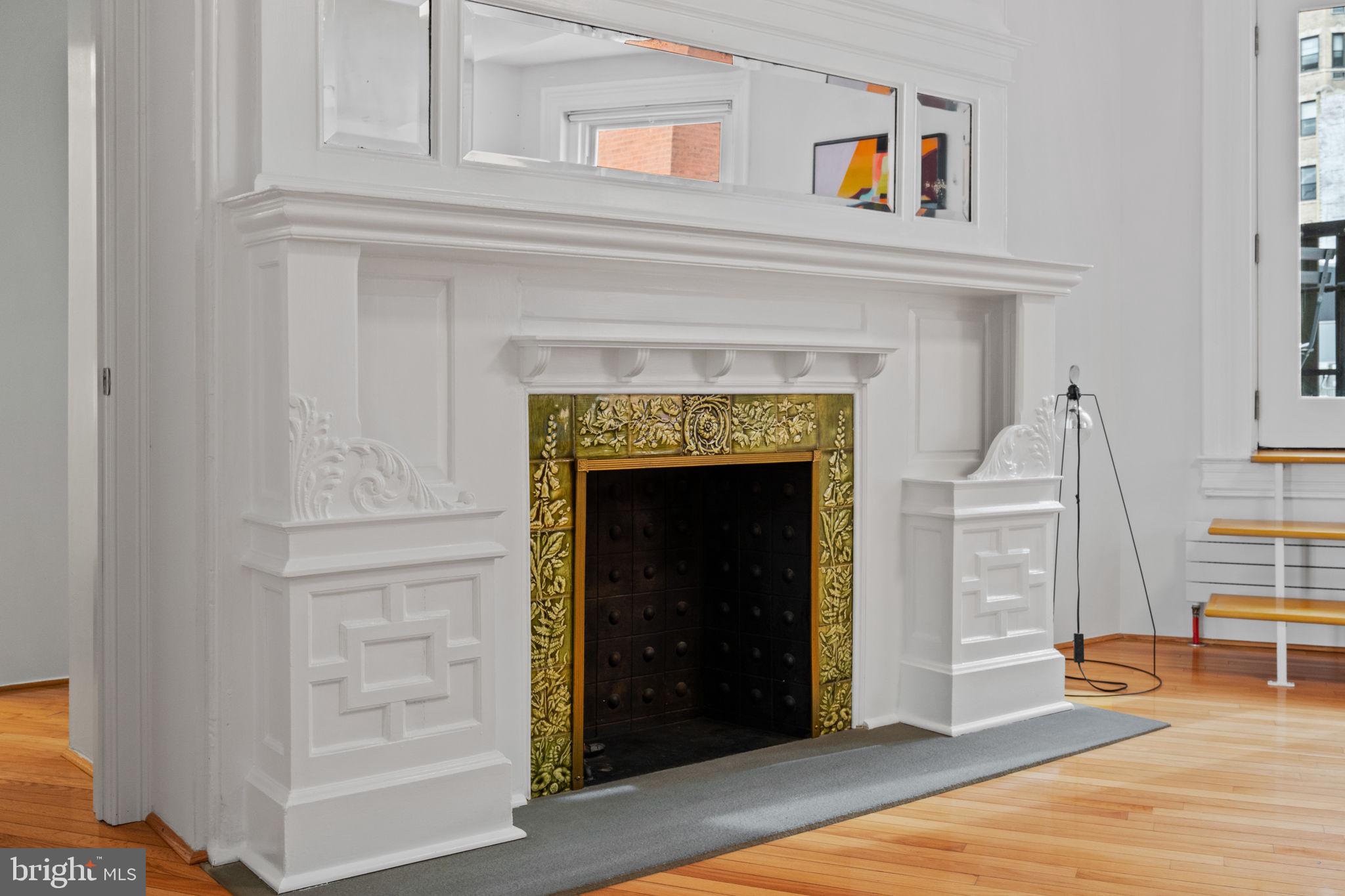 WASHINGTON SQ WEST - Residential