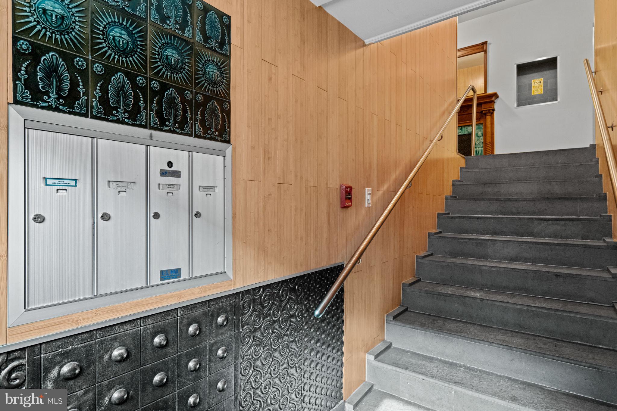 WASHINGTON SQ WEST - Residential