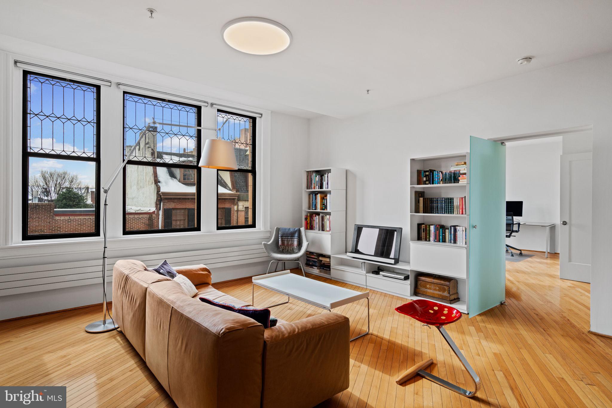 WASHINGTON SQ WEST - Residential