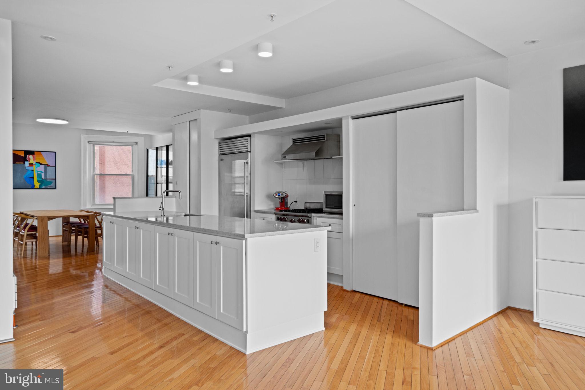 WASHINGTON SQ WEST - Residential