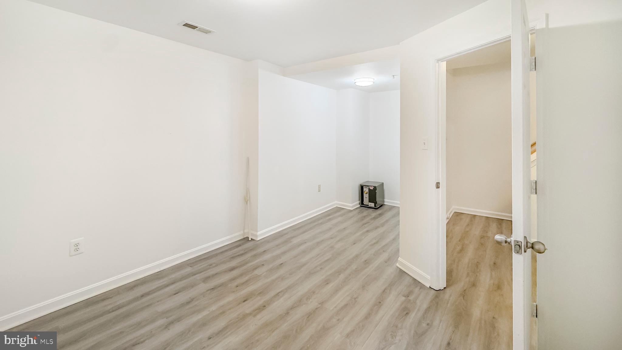 SOUTHWINDS - Residential