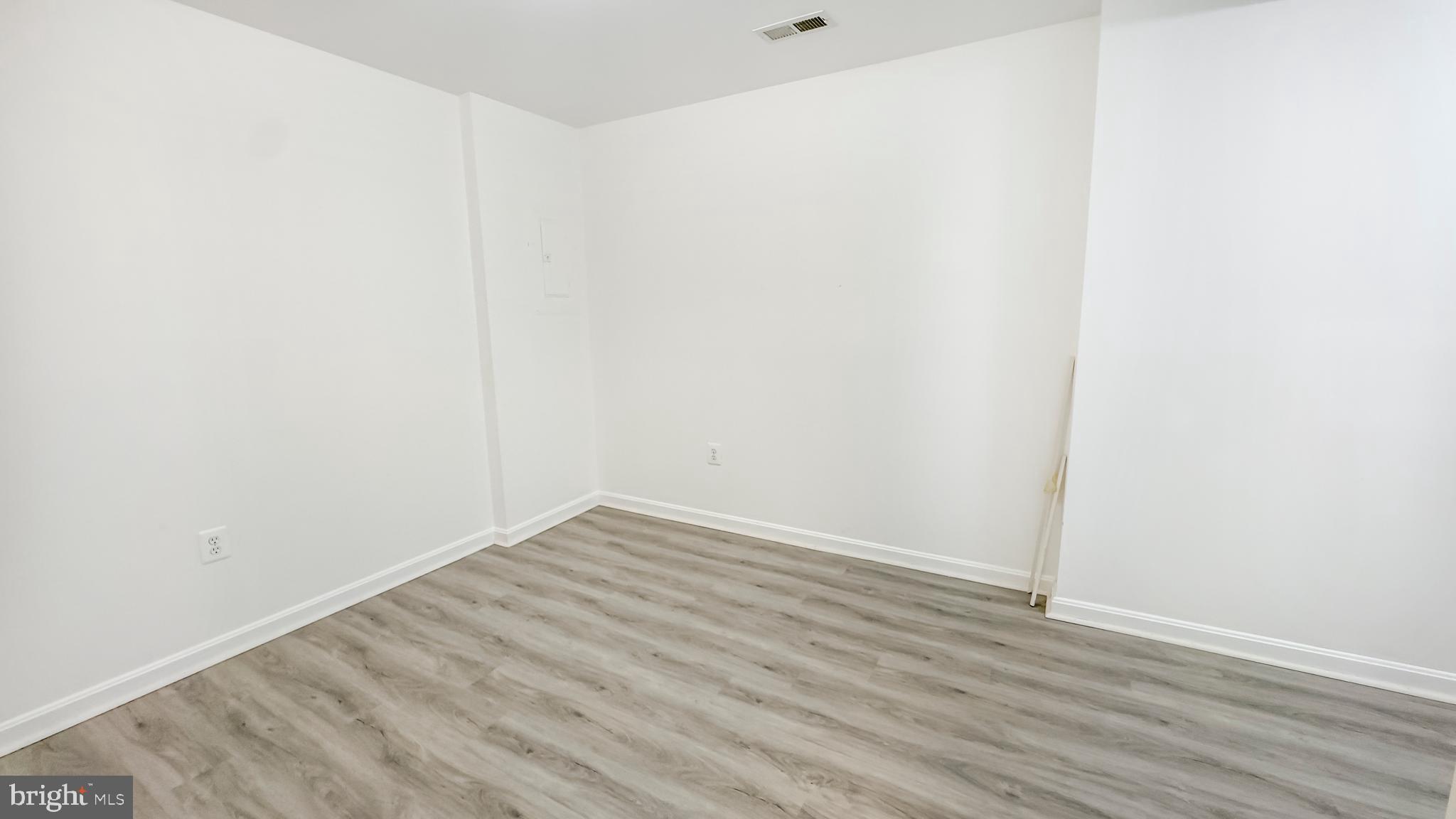 SOUTHWINDS - Residential