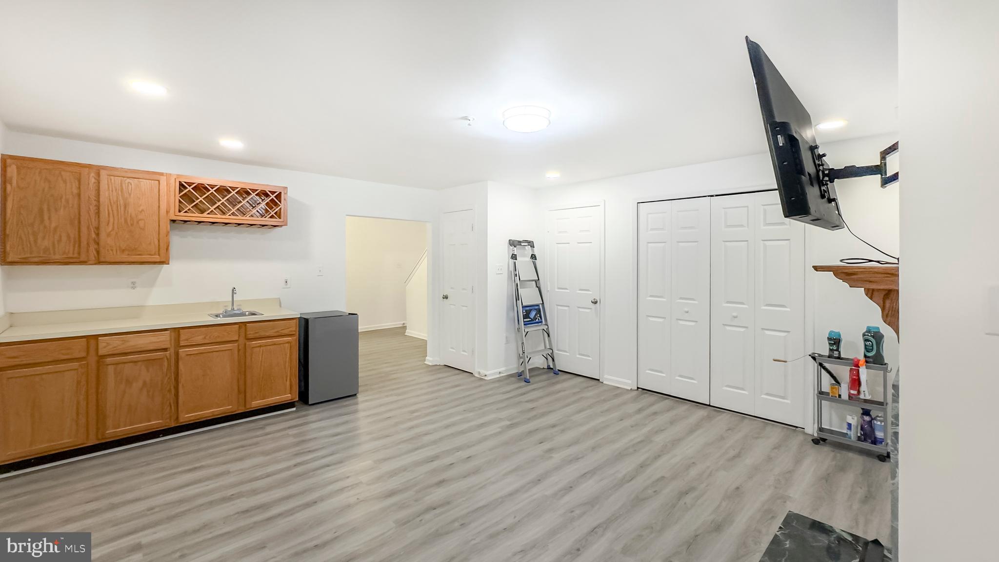 SOUTHWINDS - Residential