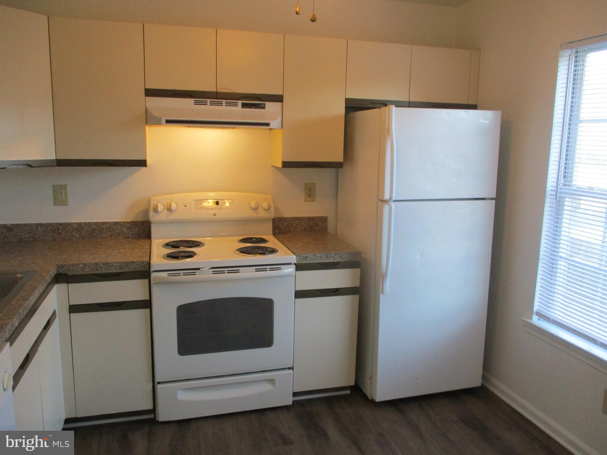 DOUGLAS VILLAGE - Residential