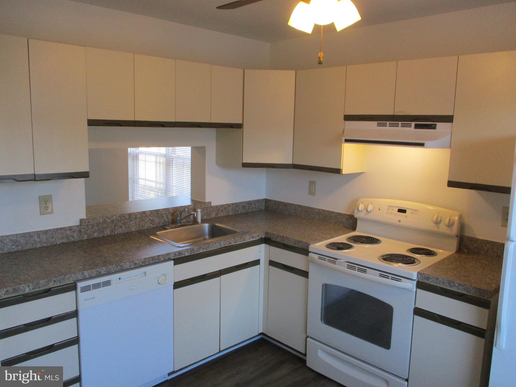 DOUGLAS VILLAGE - Residential