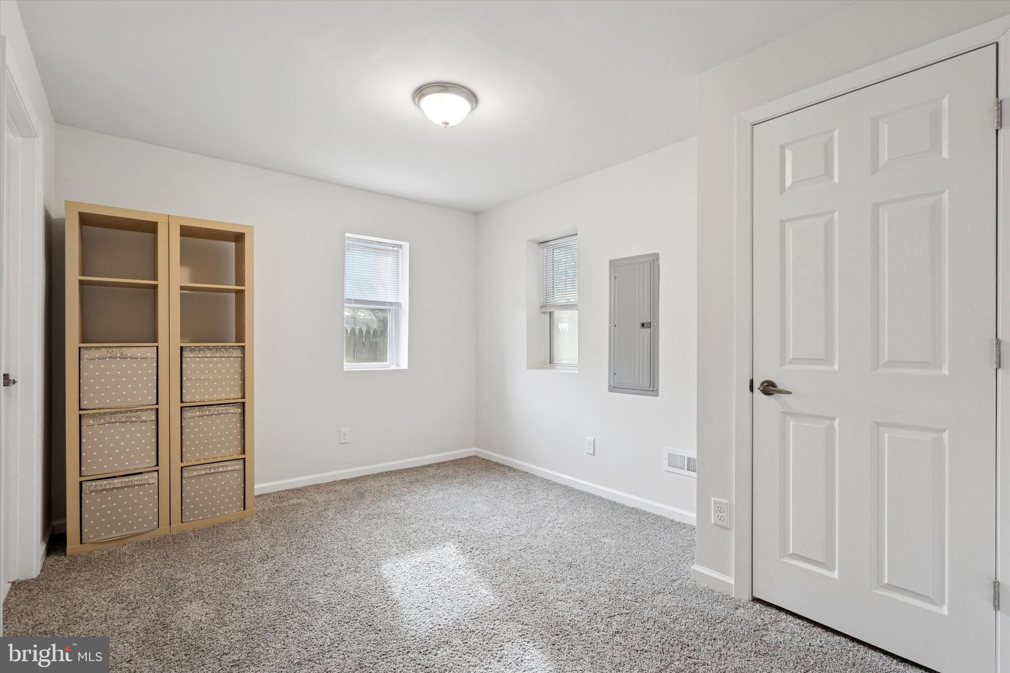 DEARNLEY PARK - Residential