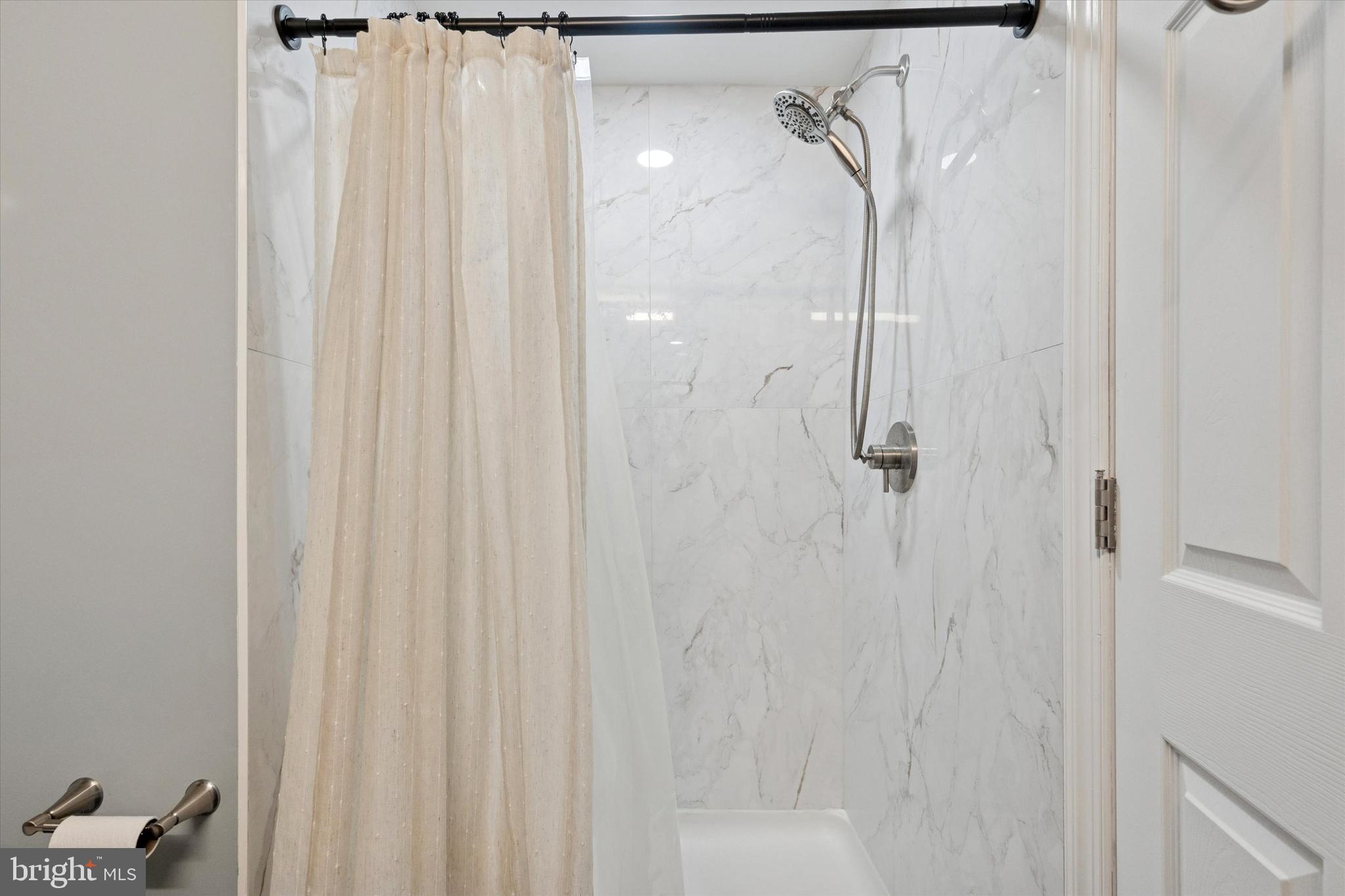 DEARNLEY PARK - Residential