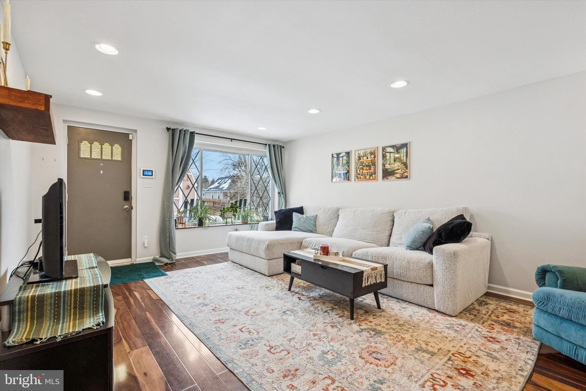 DEARNLEY PARK - Residential