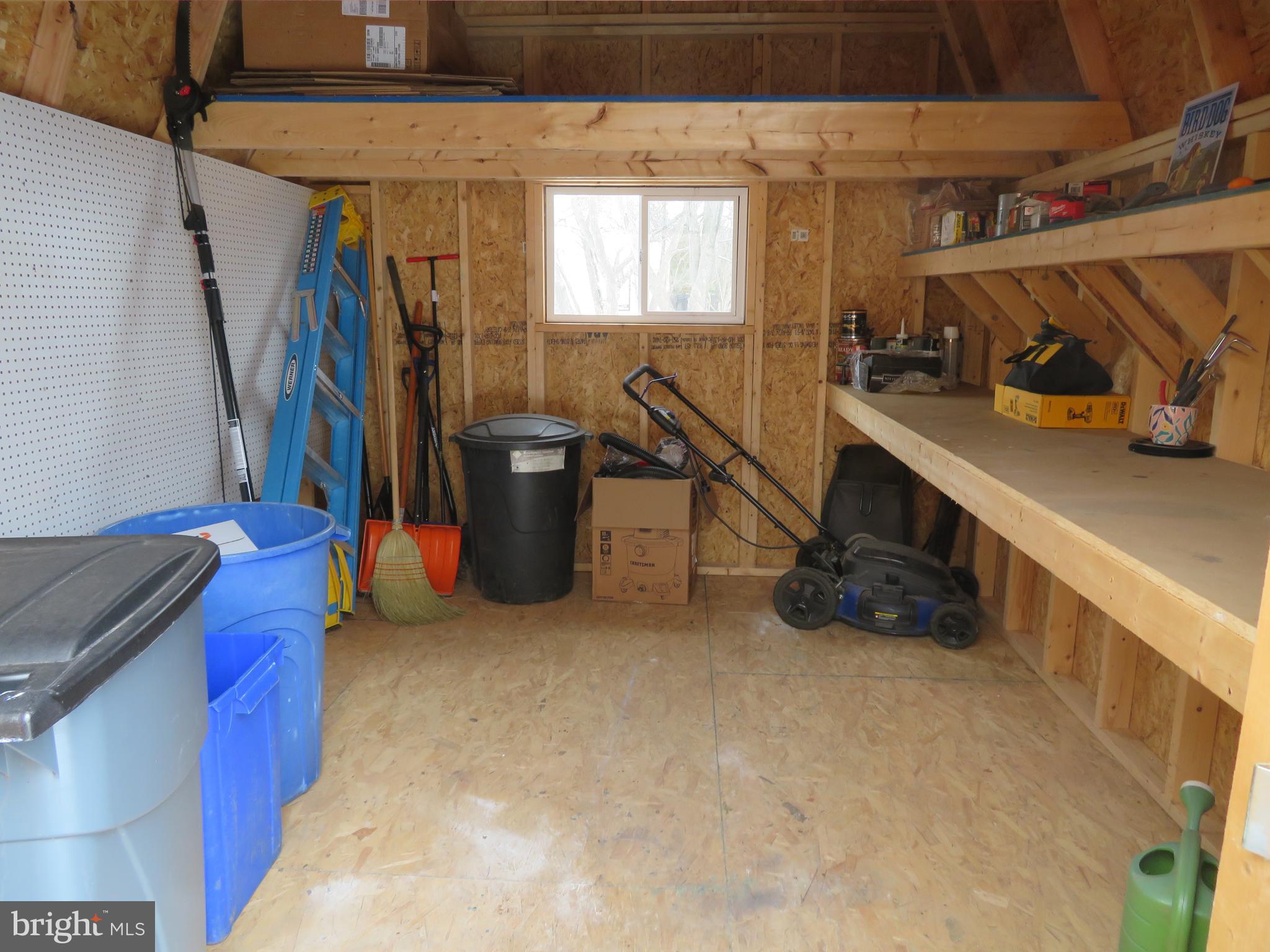 DEARNLEY PARK - Residential