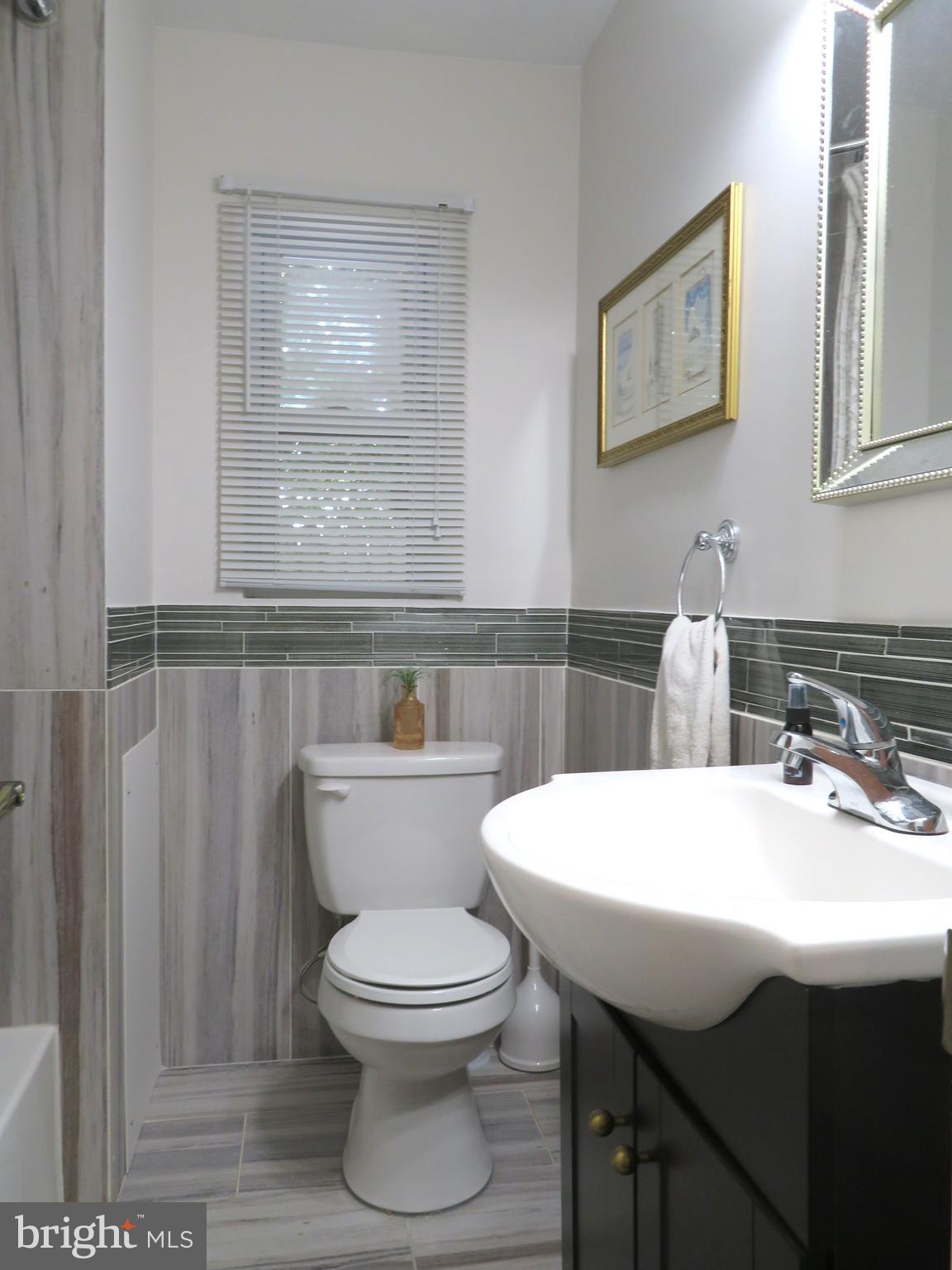 DEARNLEY PARK - Residential