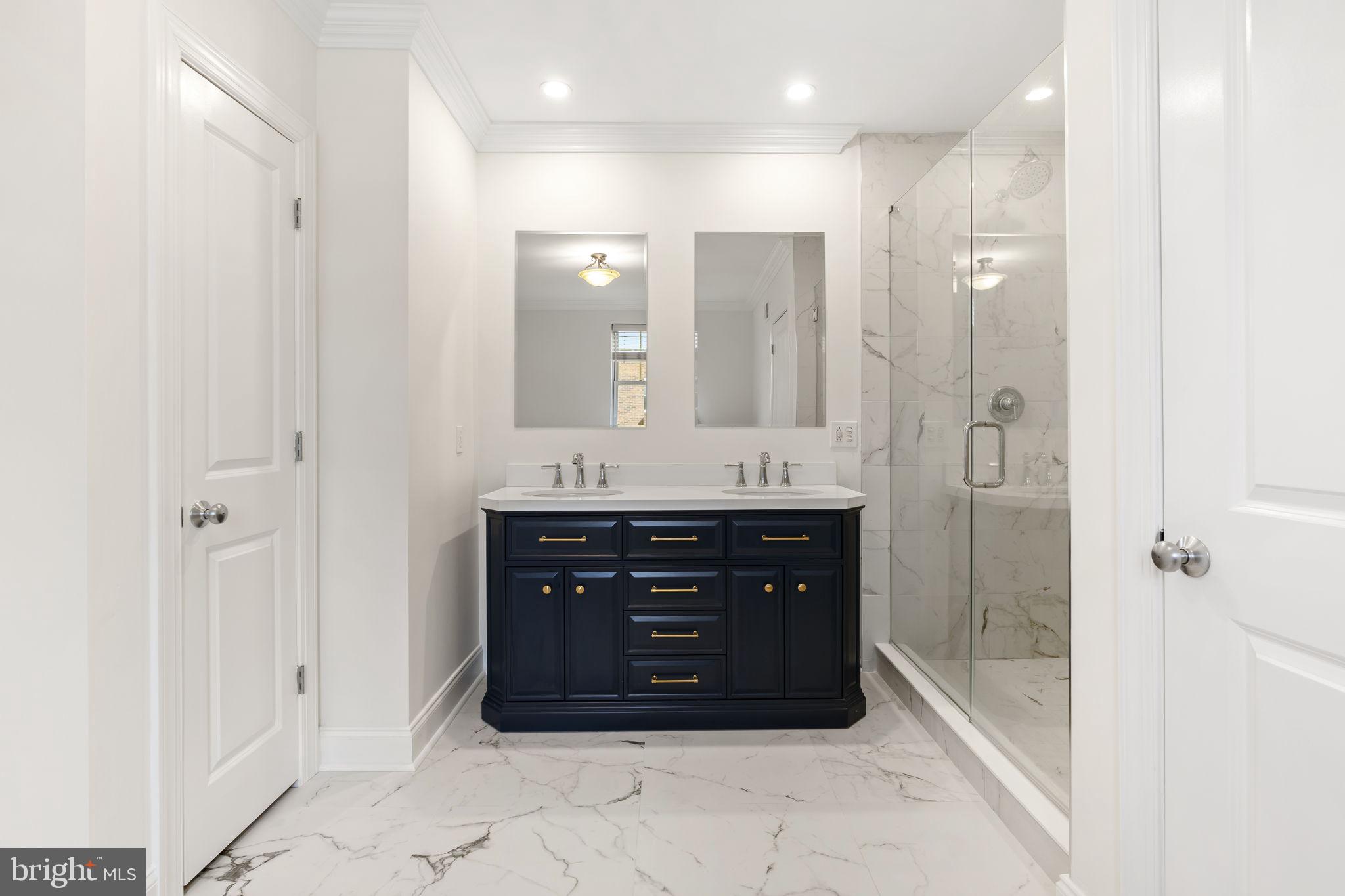 PASSYUNK SQUARE - Residential