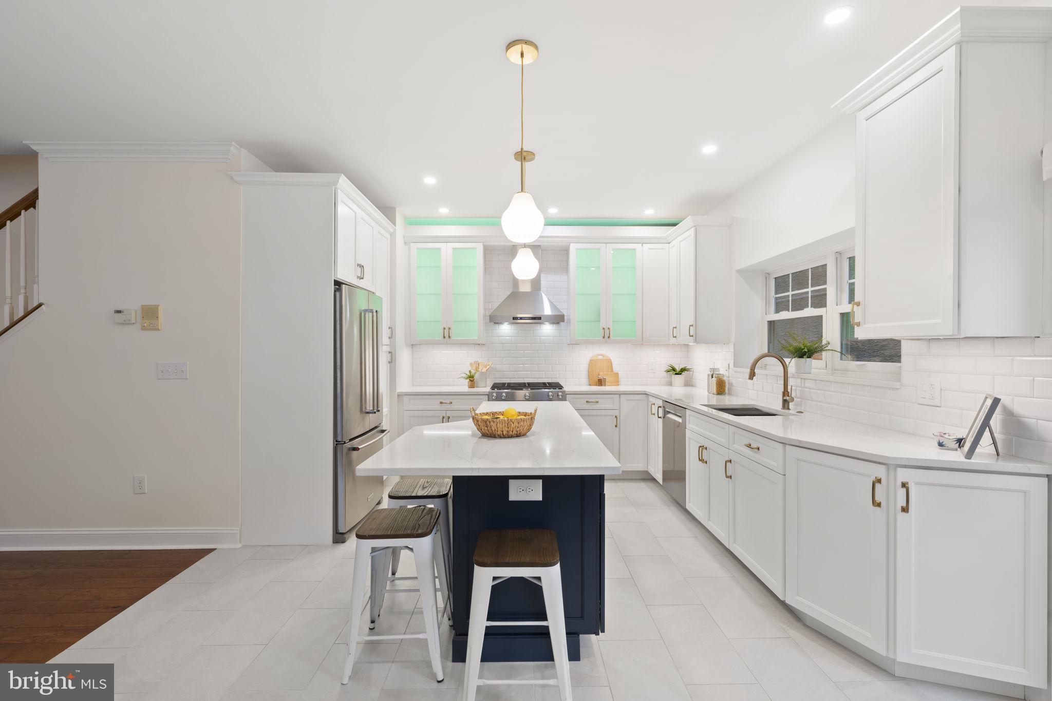 PASSYUNK SQUARE - Residential