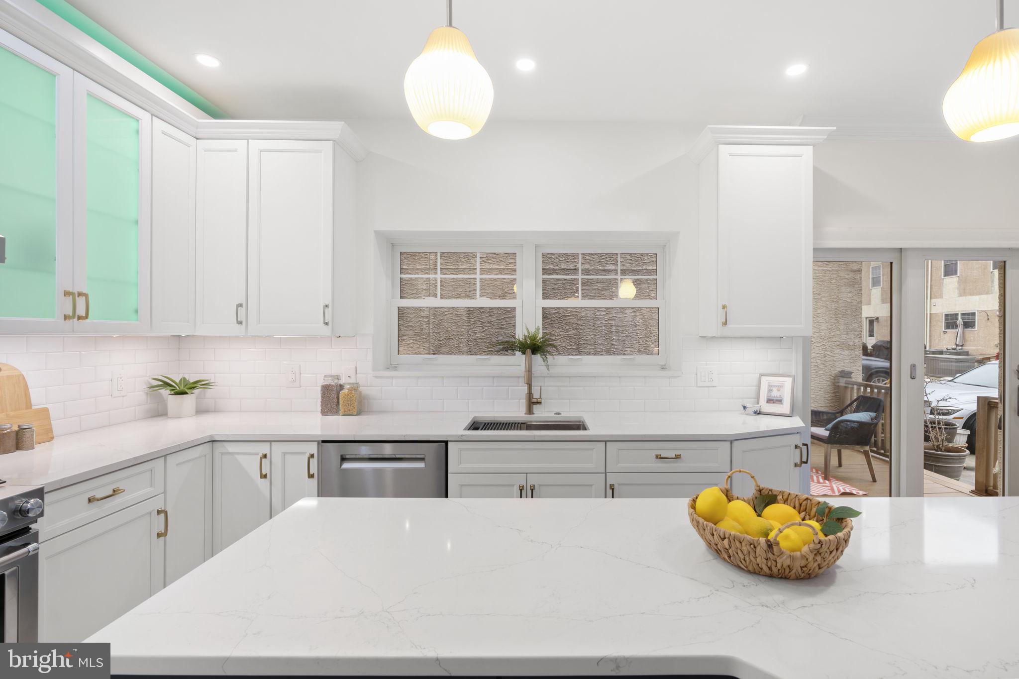 PASSYUNK SQUARE - Residential