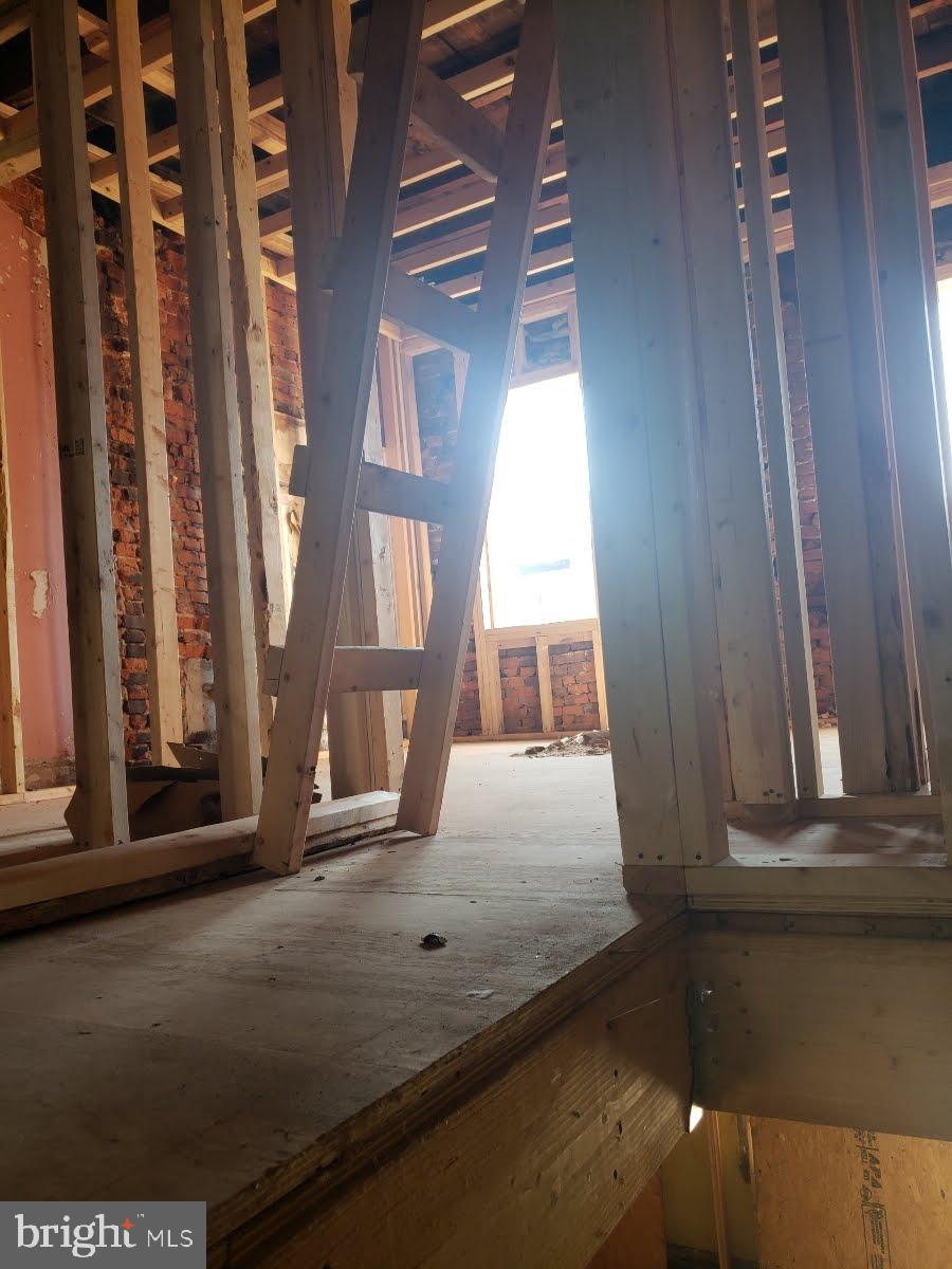 PHILADELPHIA (NORTHWEST) - Residential