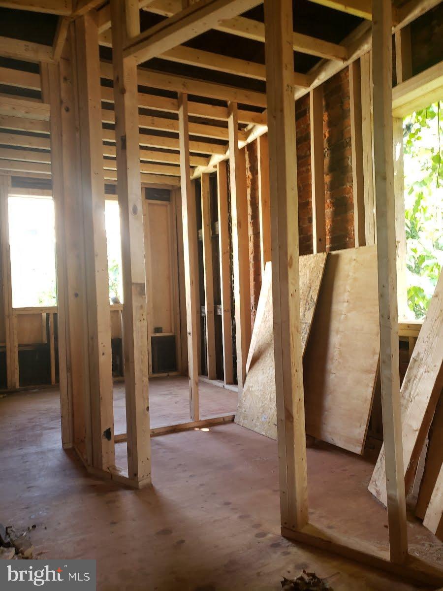 PHILADELPHIA (NORTHWEST) - Residential