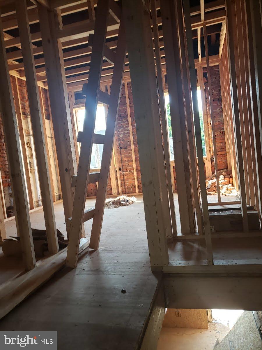 PHILADELPHIA (NORTHWEST) - Residential