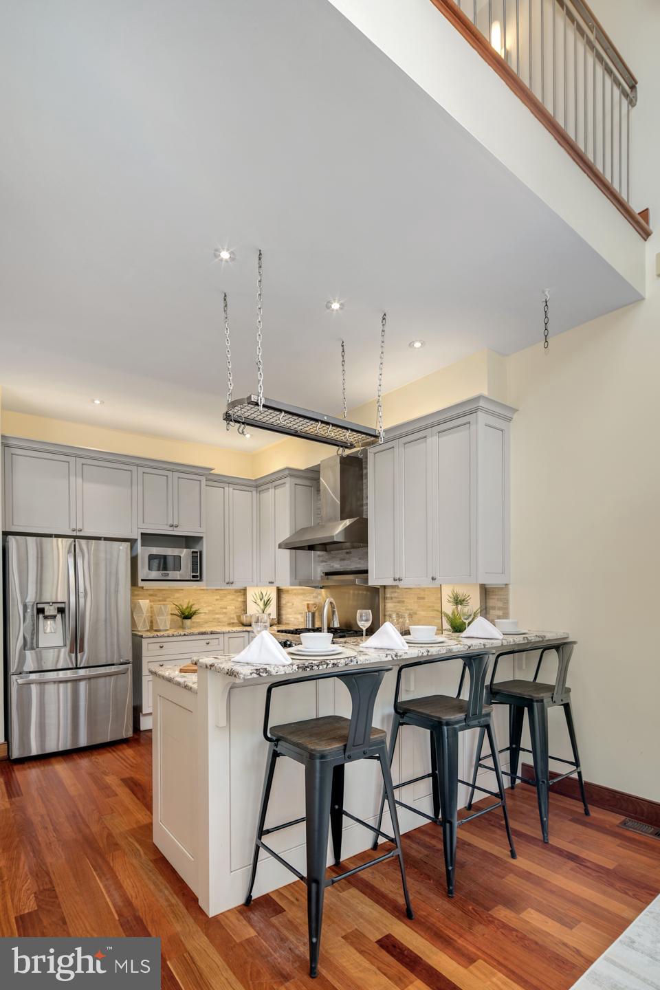 WASHINGTON SQ WEST - Residential