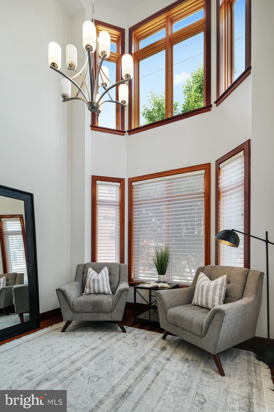 WASHINGTON SQ WEST - Residential