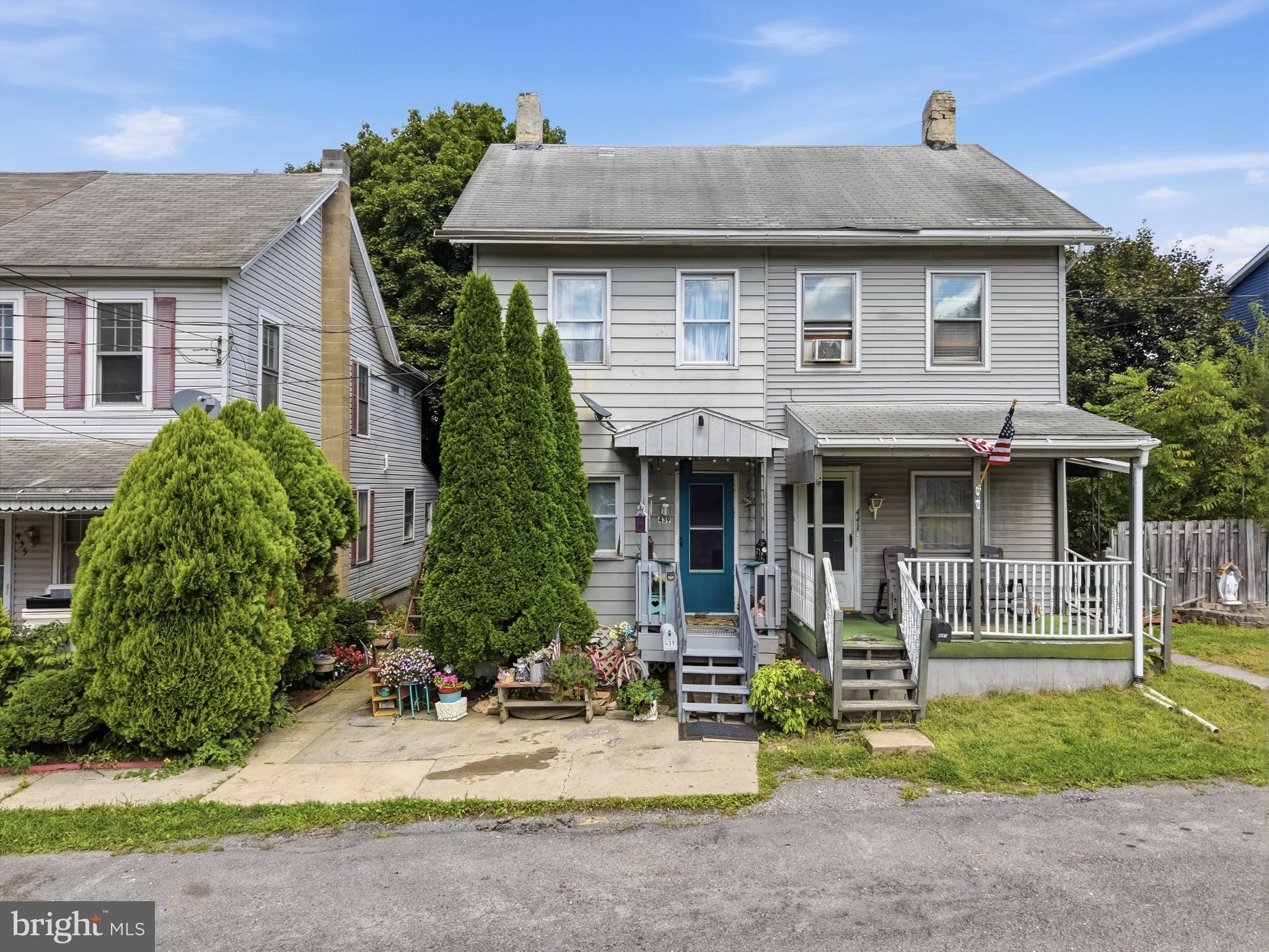 439 S WALNUT STREET